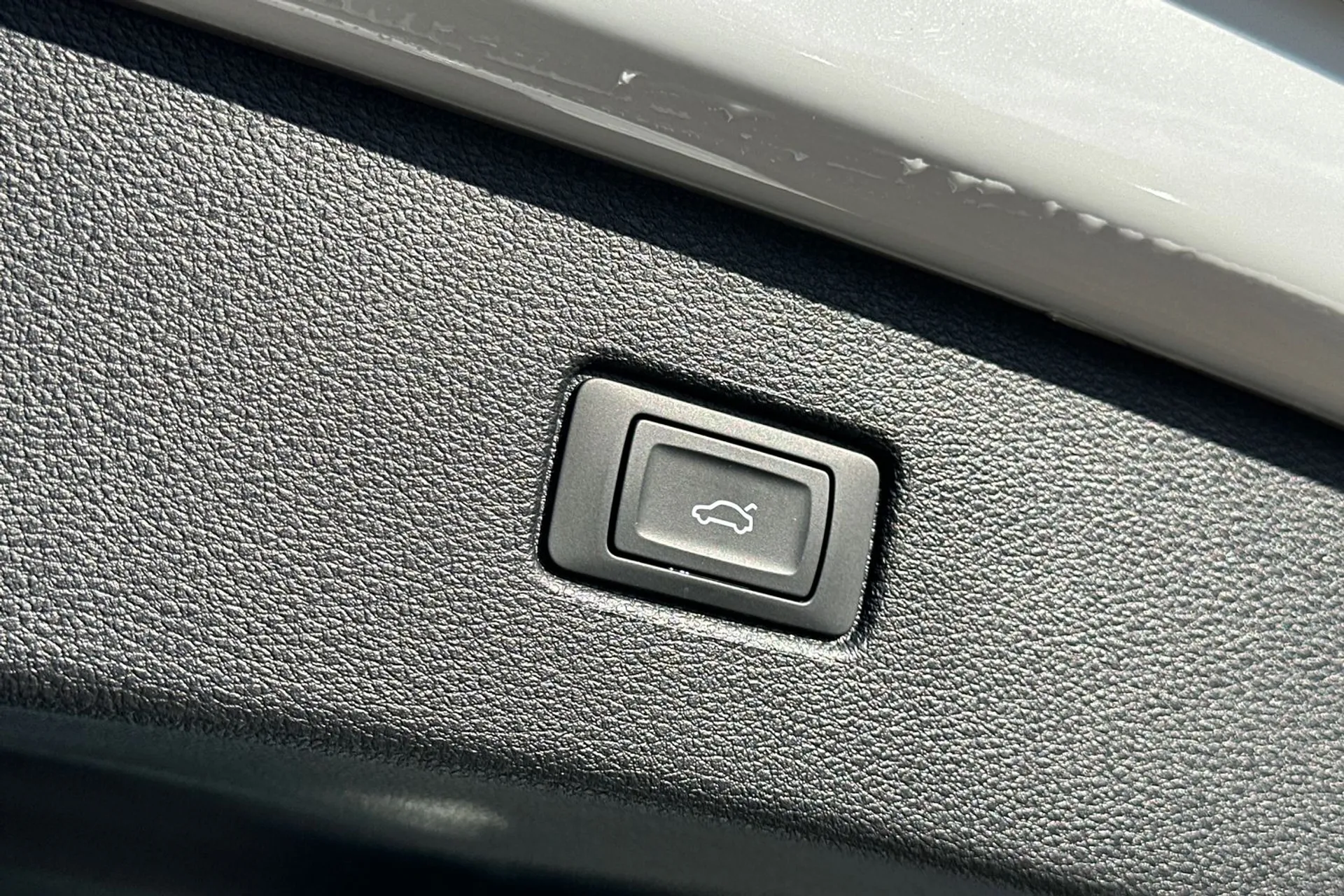 Audi Q7 thumbnail image number 12