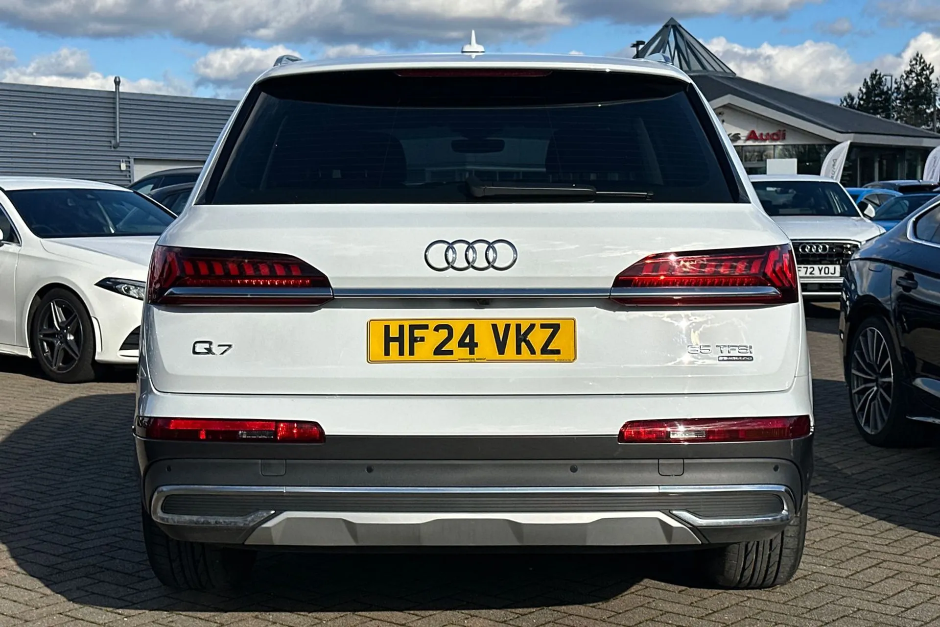 Audi Q7 thumbnail image number 6