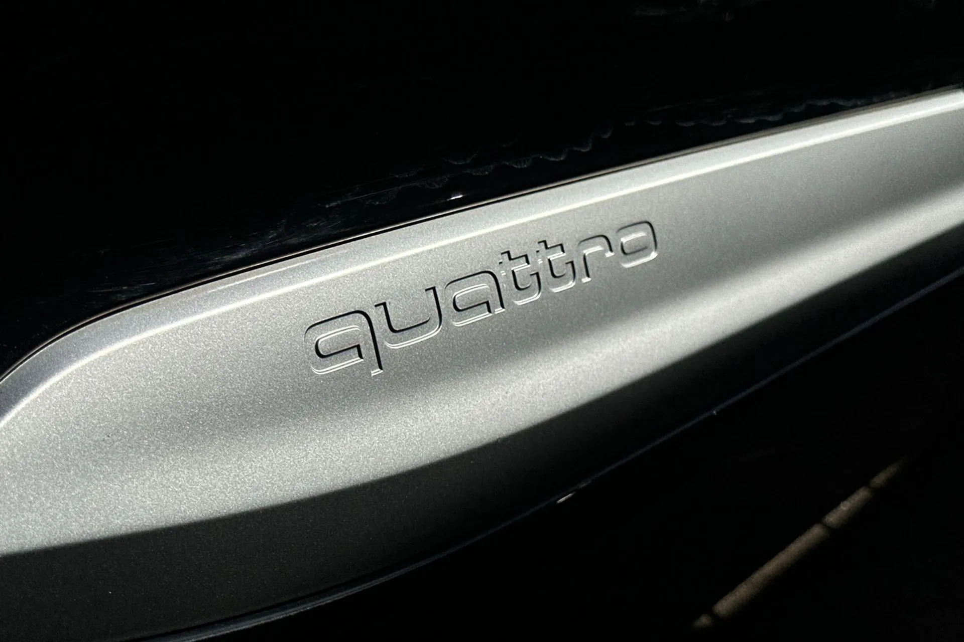 Audi Q7 thumbnail image number 13