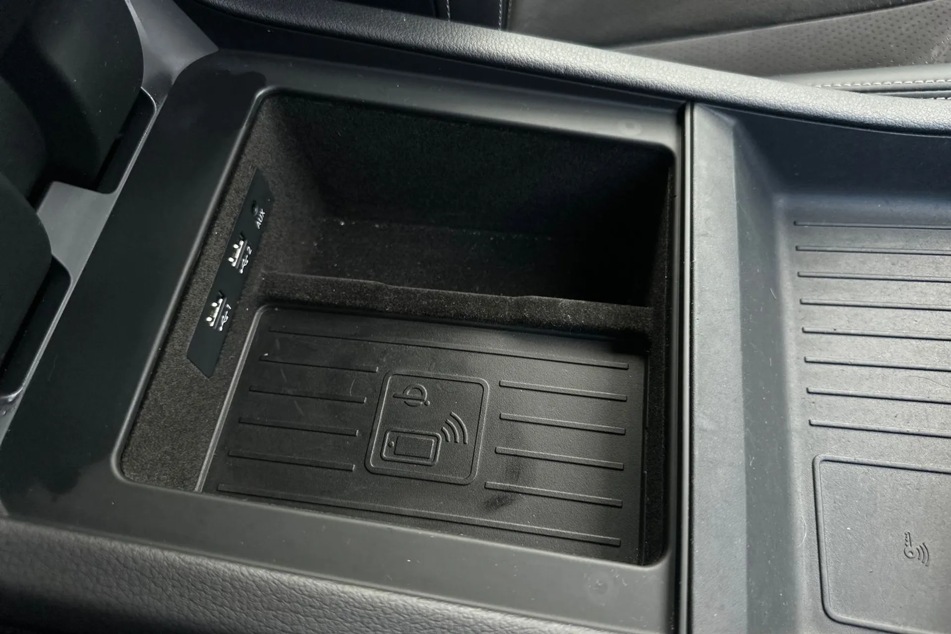 Audi Q7 thumbnail image number 15