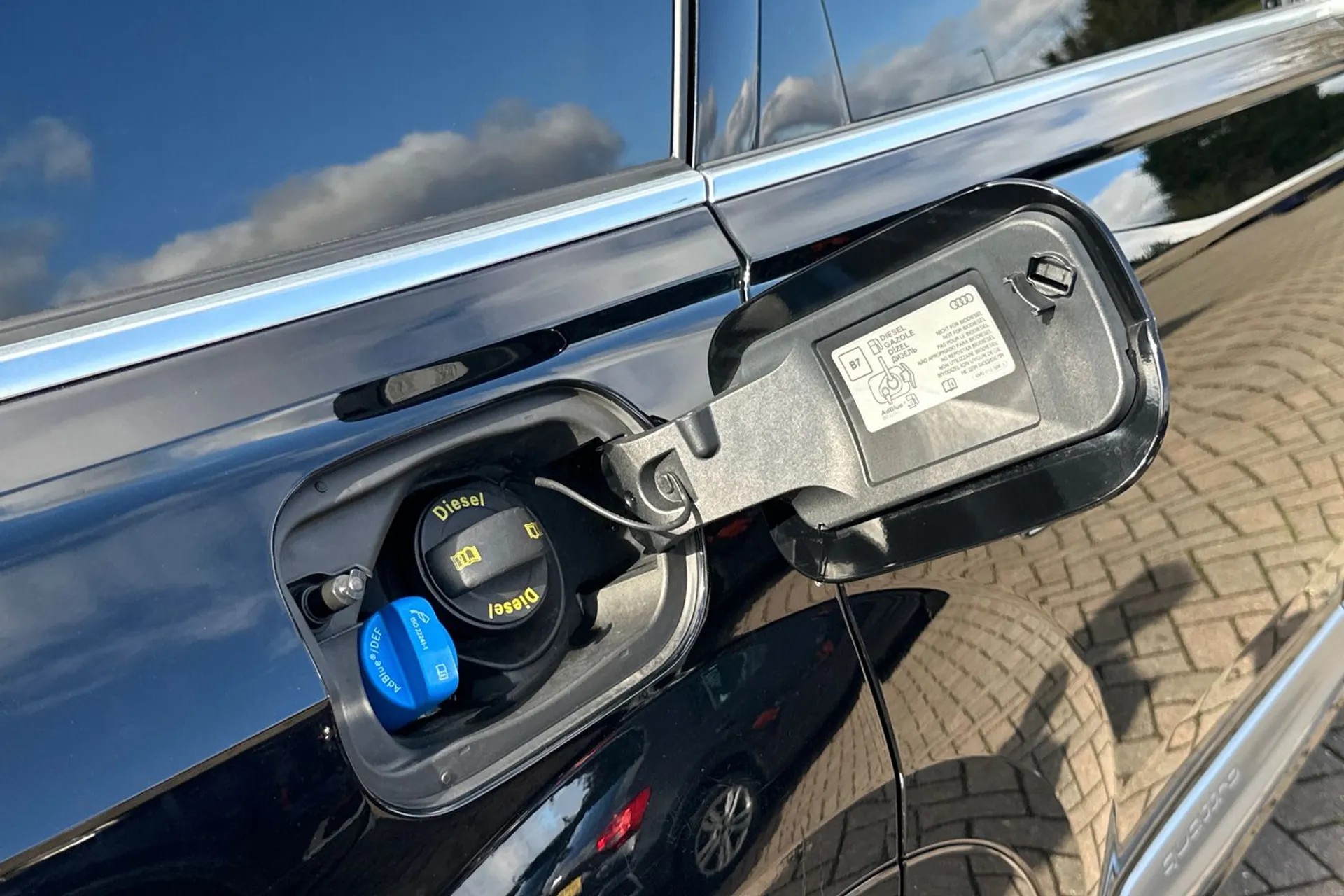 Audi Q7 thumbnail image number 26