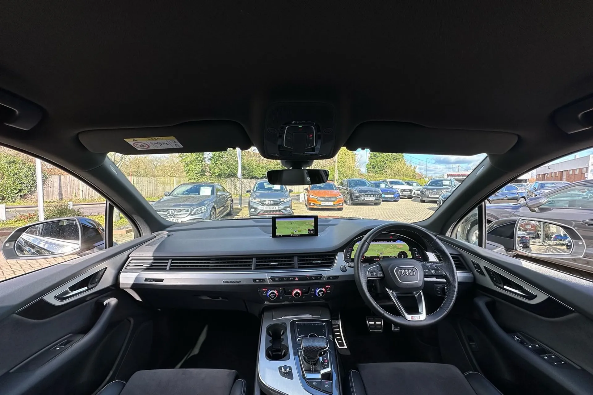 Audi Q7 thumbnail image number 3