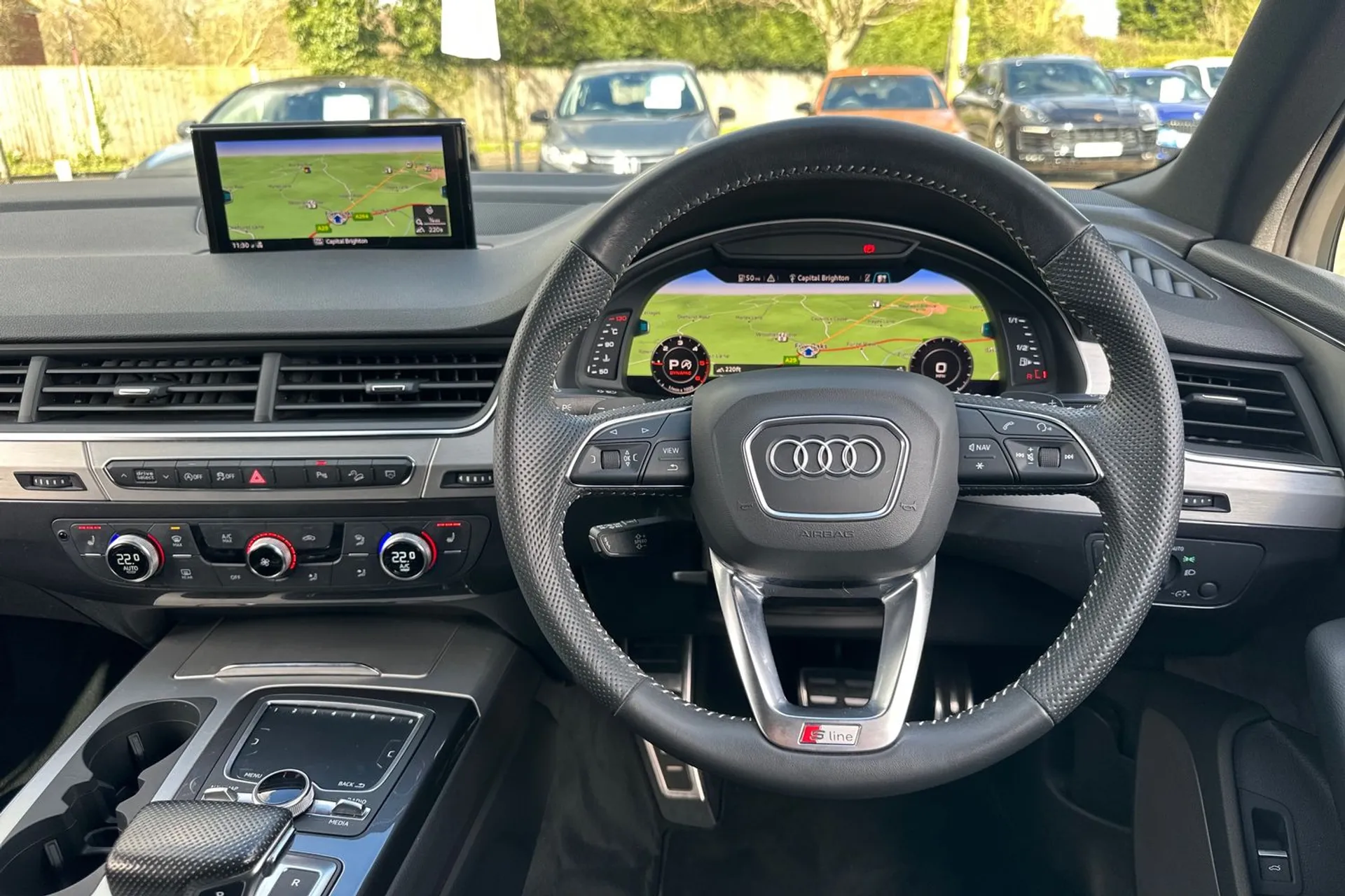 Audi Q7 thumbnail image number 39