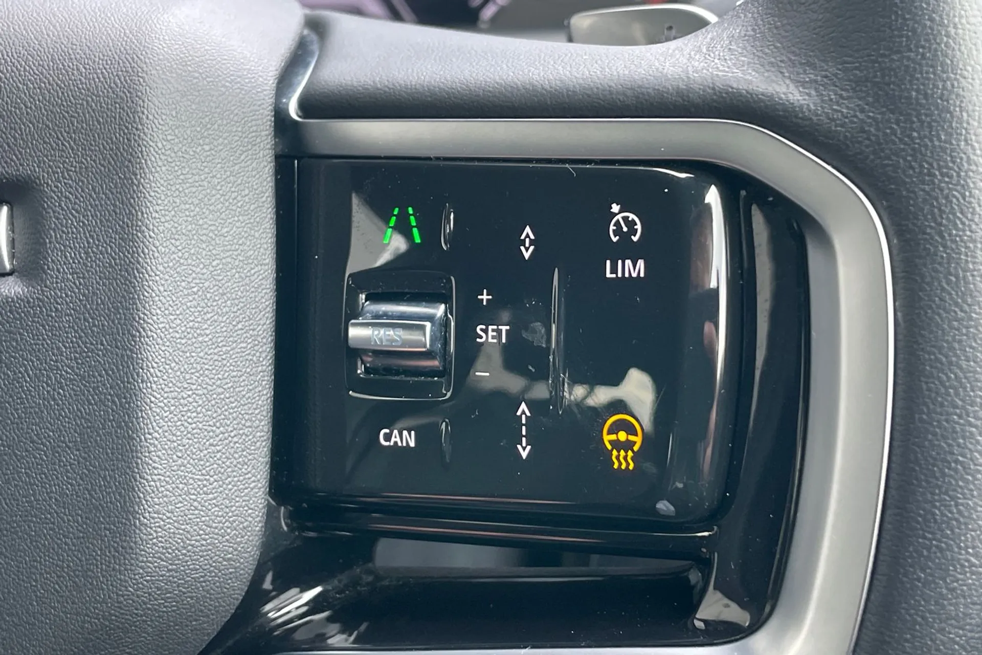 LAND ROVER DISCOVERY SPORT thumbnail image number 43