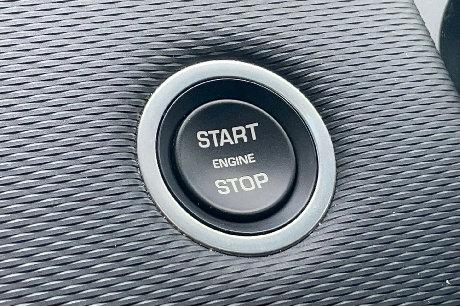 LAND ROVER DISCOVERY SPORT thumbnail image number 21