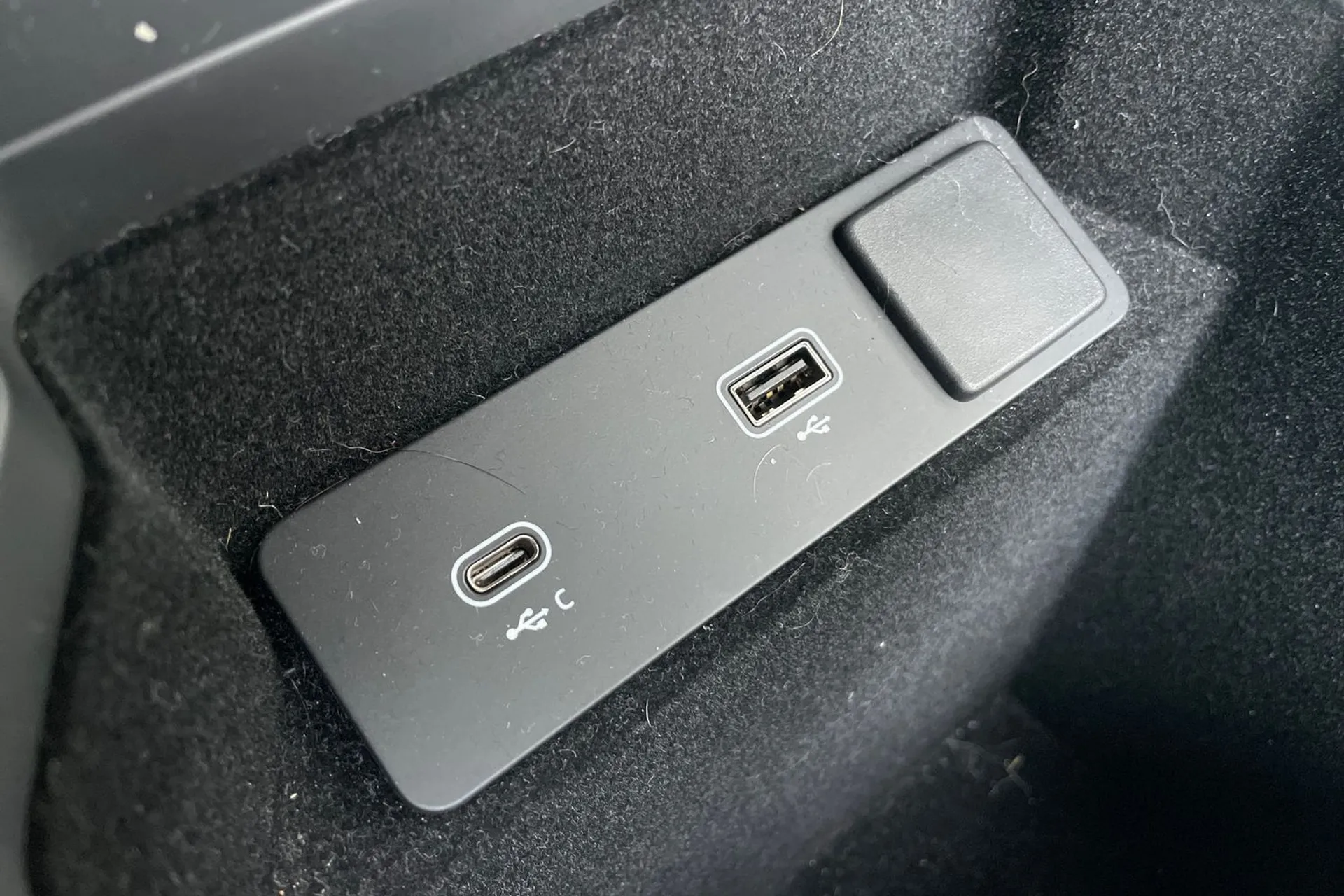 LAND ROVER DISCOVERY SPORT thumbnail image number 50