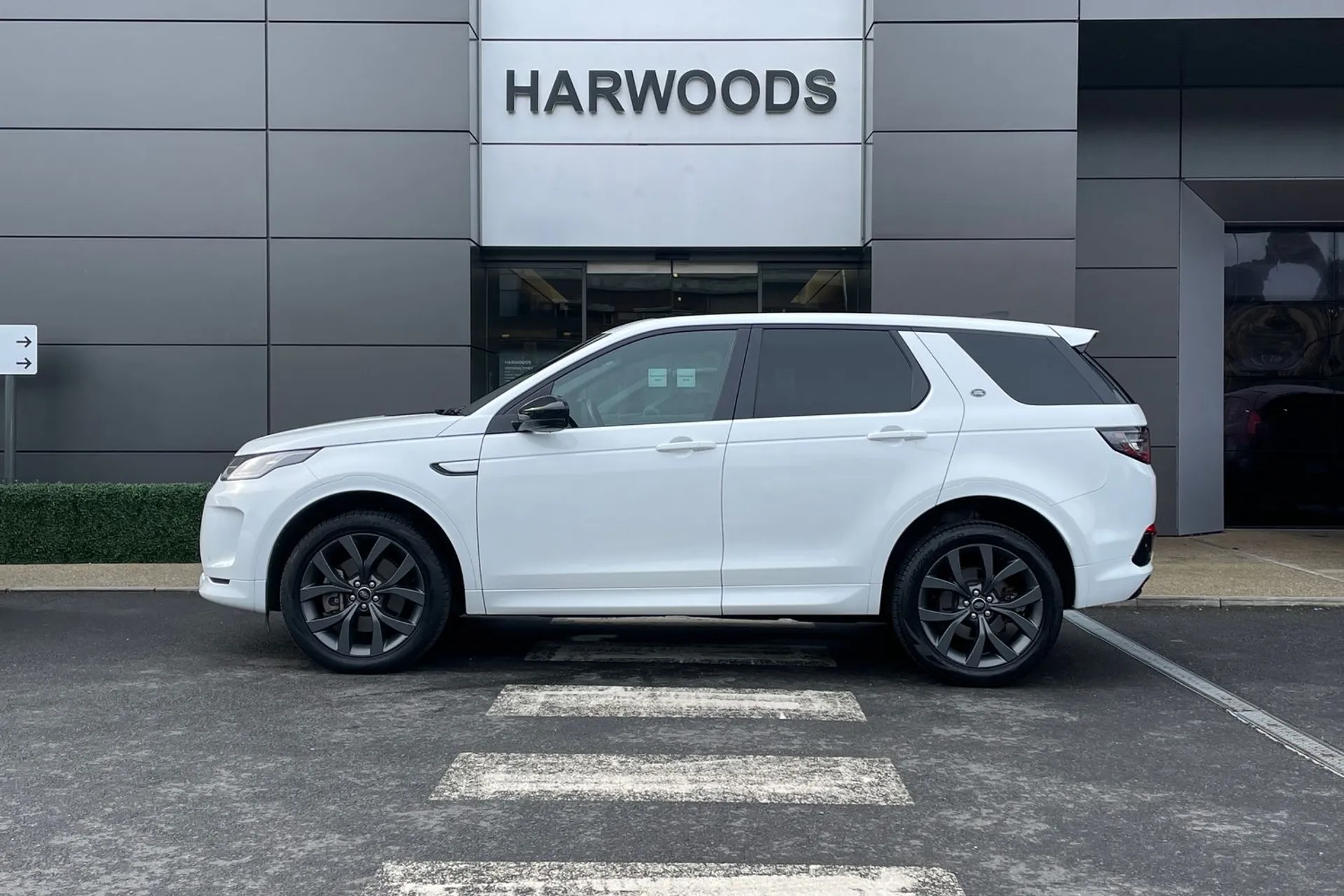 LAND ROVER DISCOVERY SPORT thumbnail image number 11