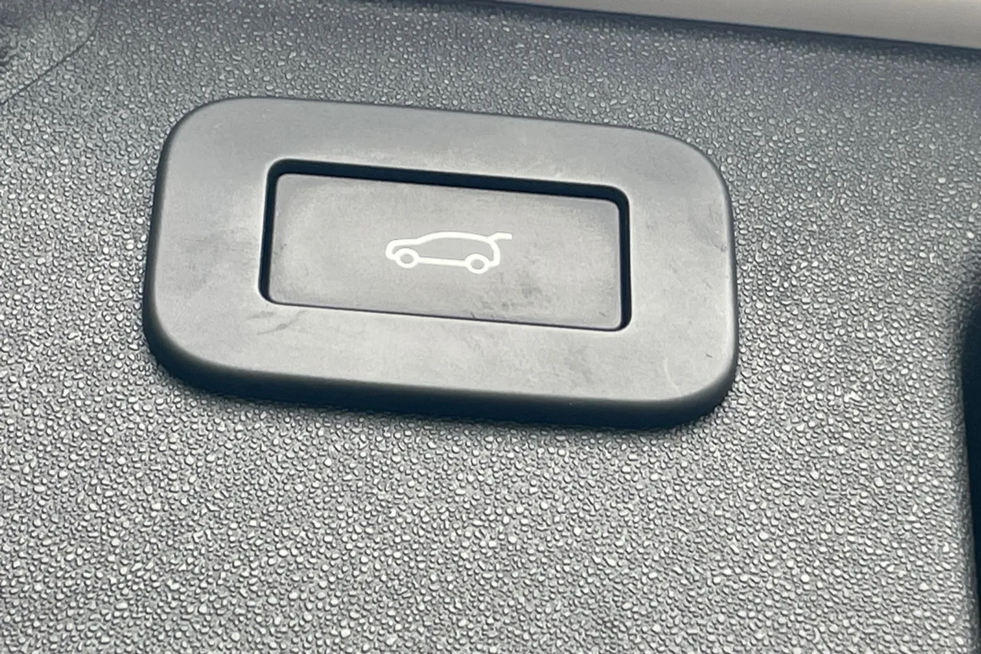 LAND ROVER DISCOVERY SPORT thumbnail image number 23