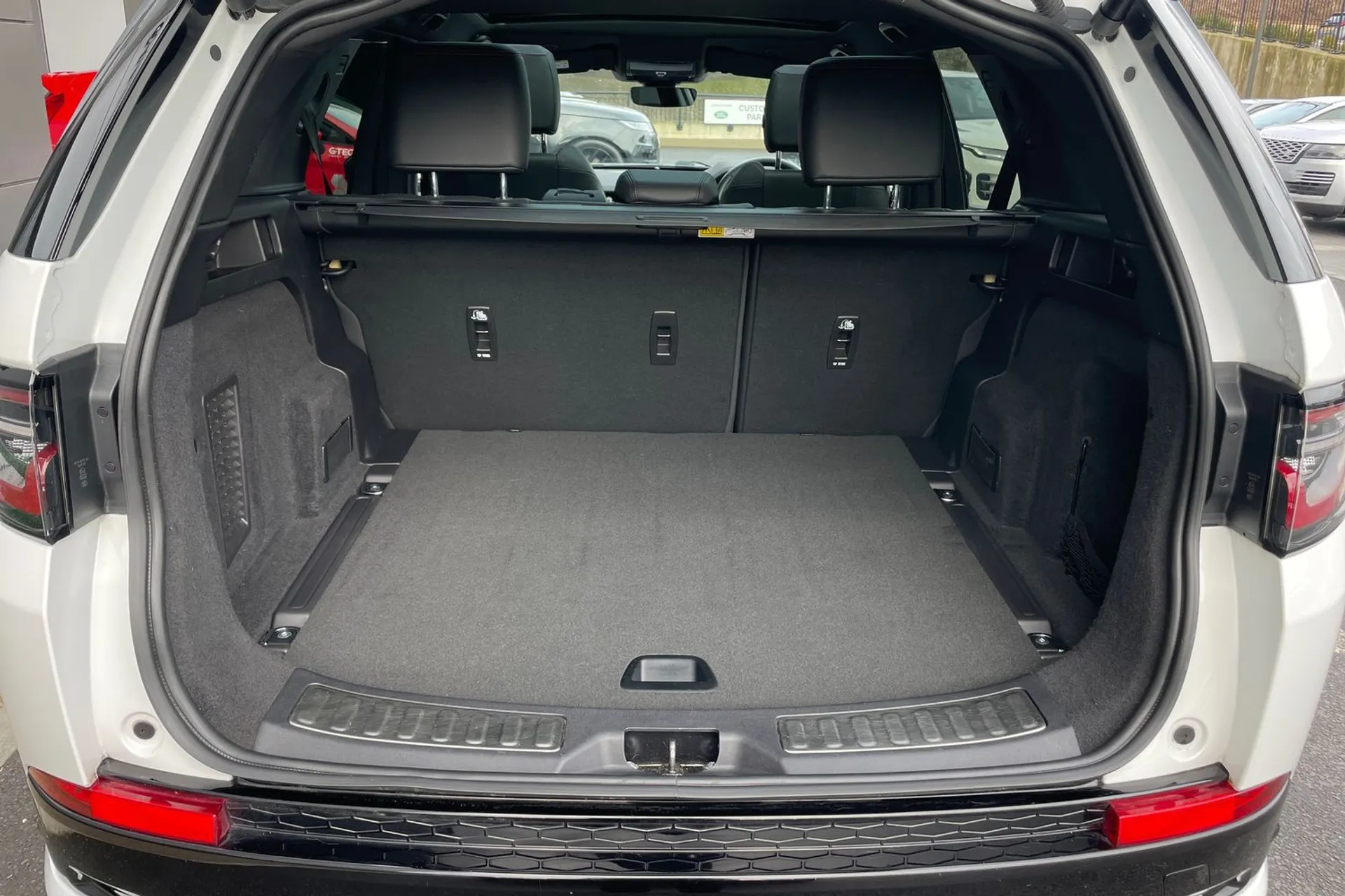 LAND ROVER DISCOVERY SPORT thumbnail image number 22