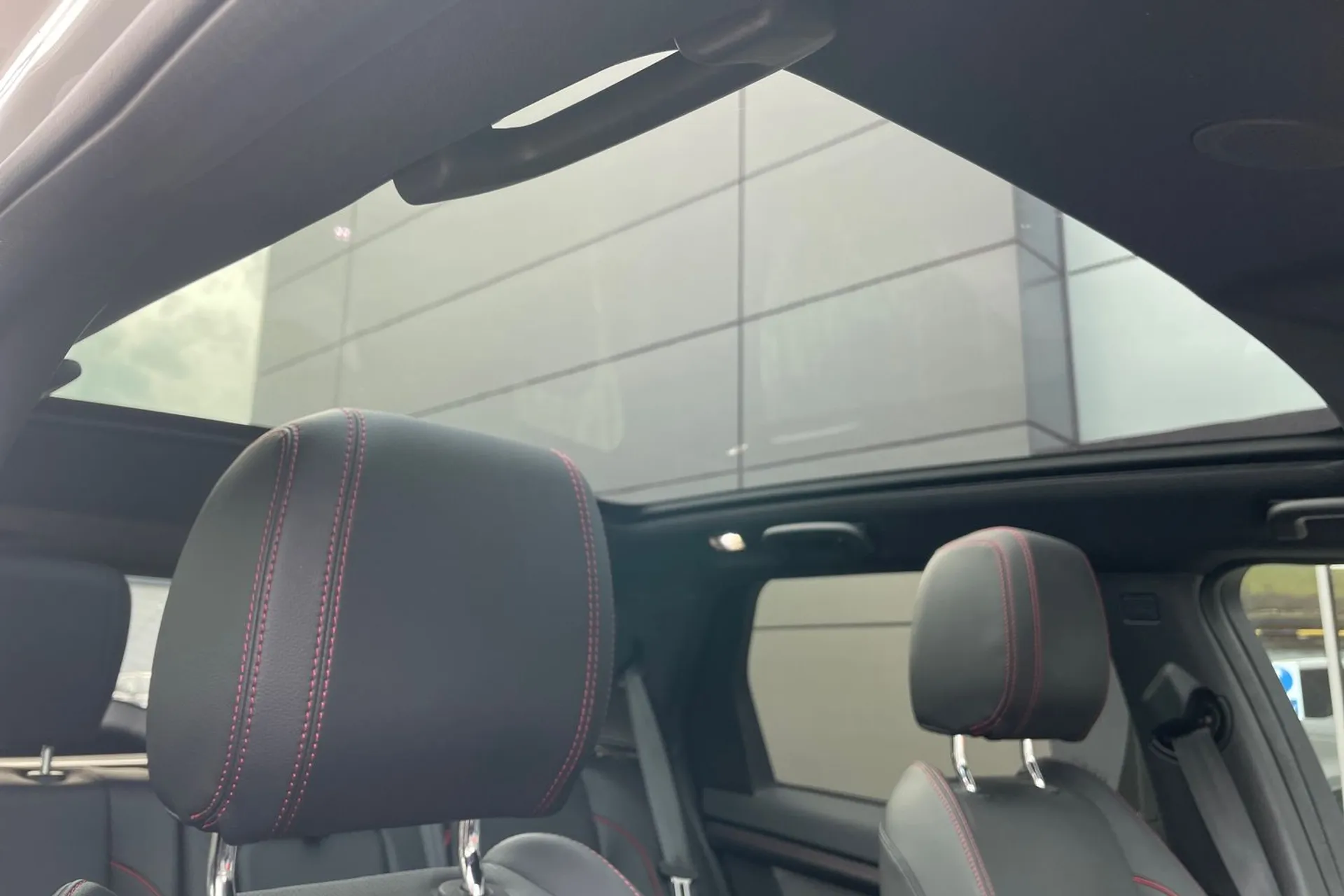LAND ROVER DISCOVERY SPORT thumbnail image number 32