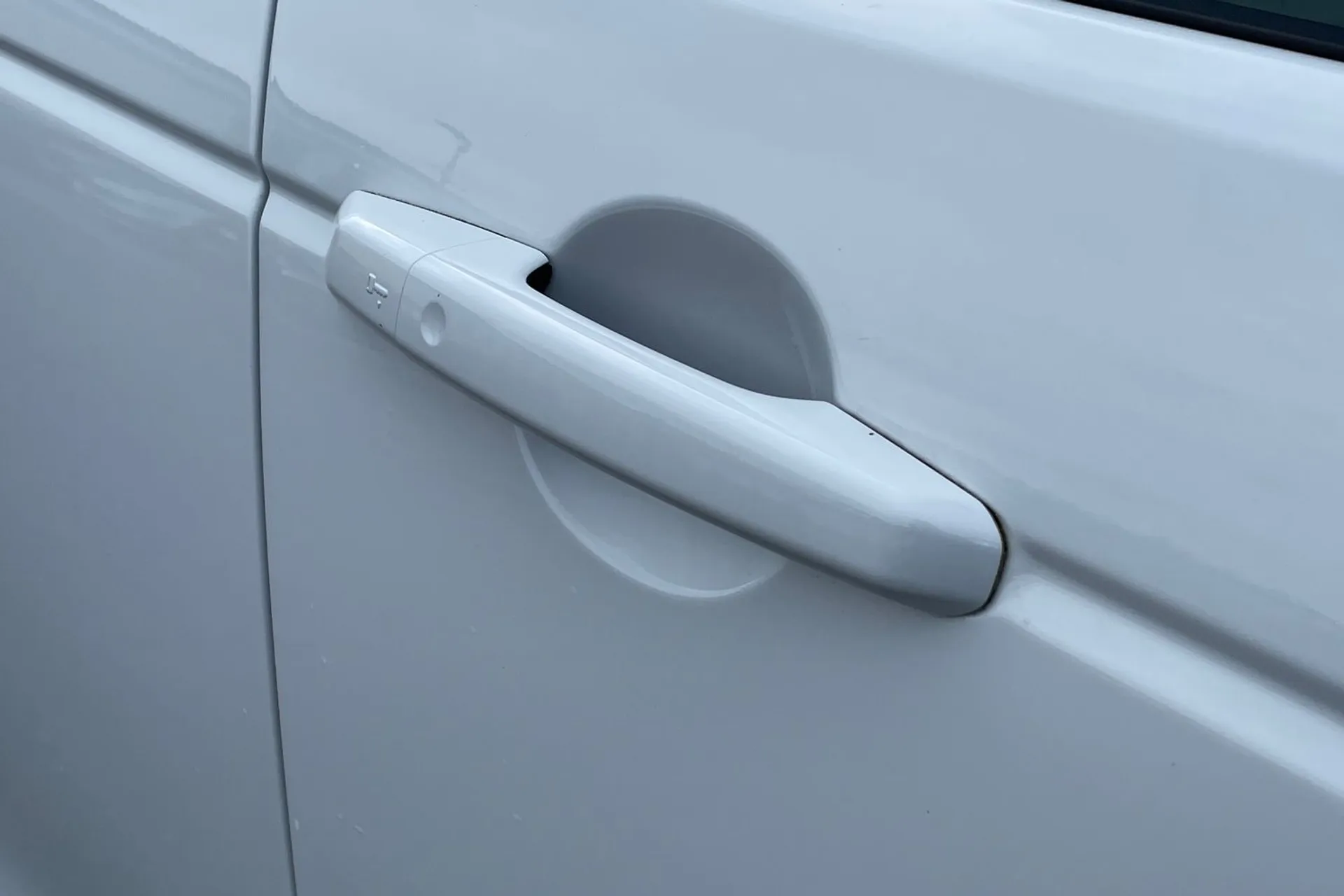 LAND ROVER DISCOVERY SPORT thumbnail image number 19