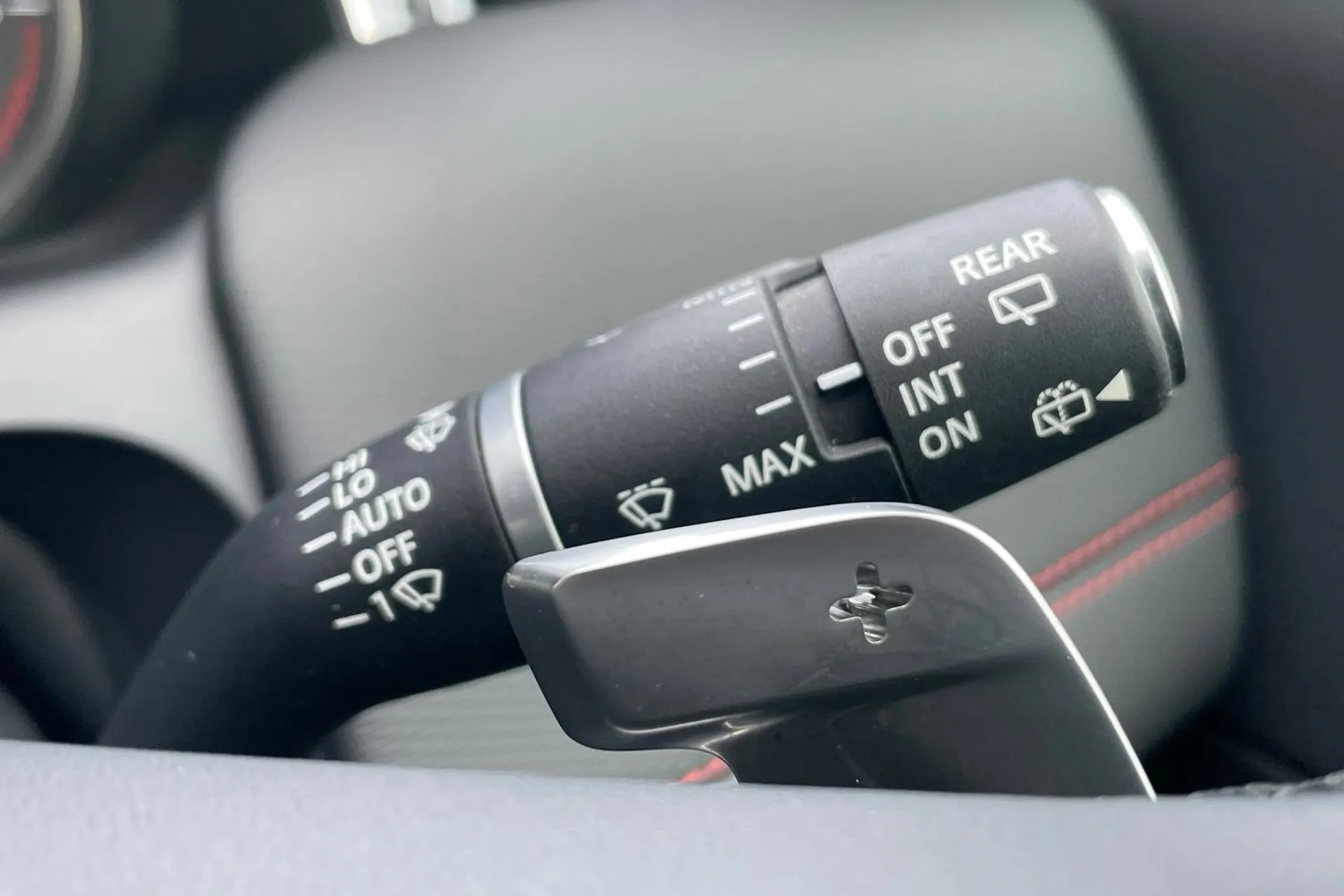 LAND ROVER DISCOVERY SPORT thumbnail image number 63
