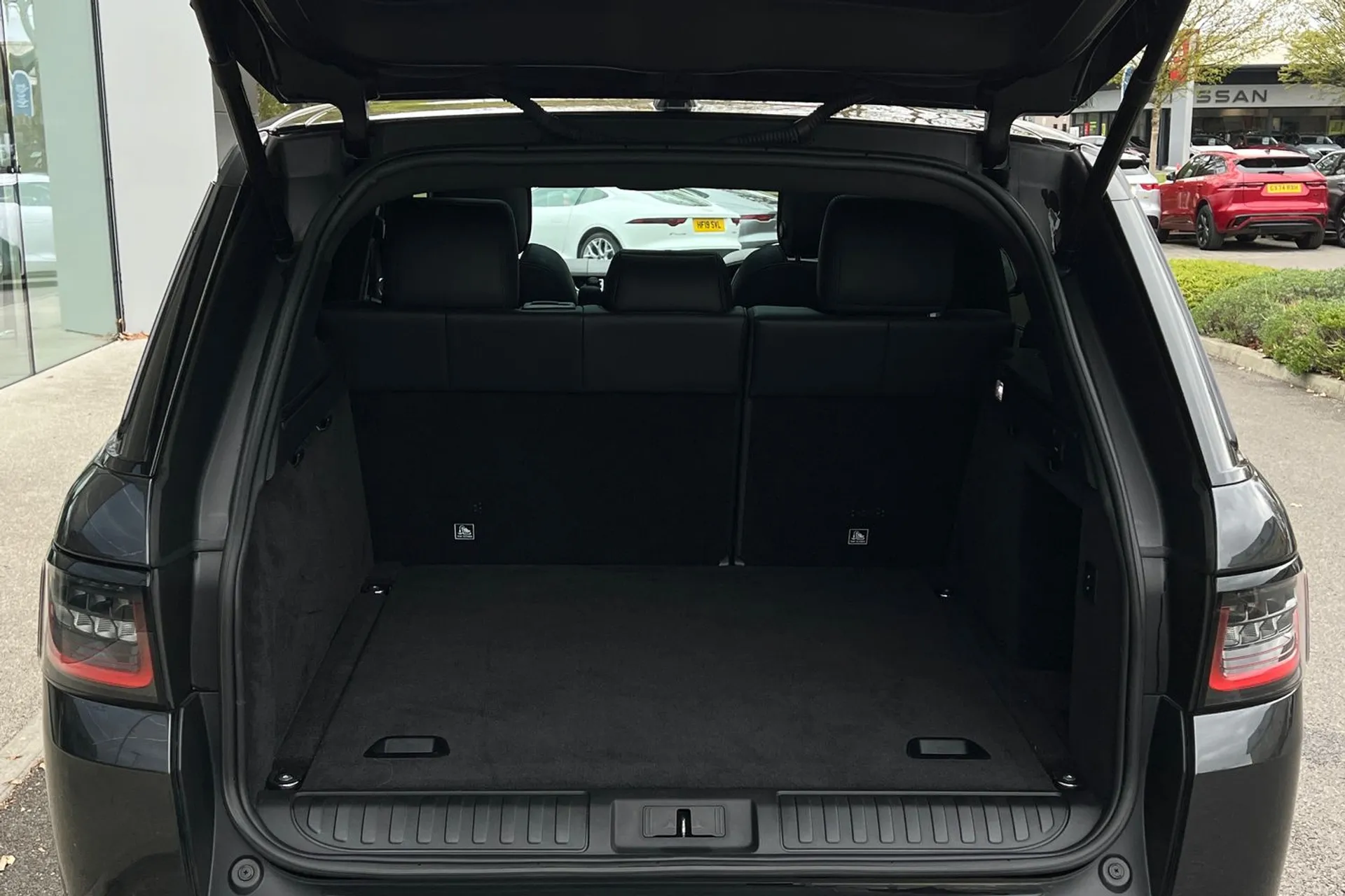 LAND ROVER RANGE ROVER SPORT thumbnail image number 25
