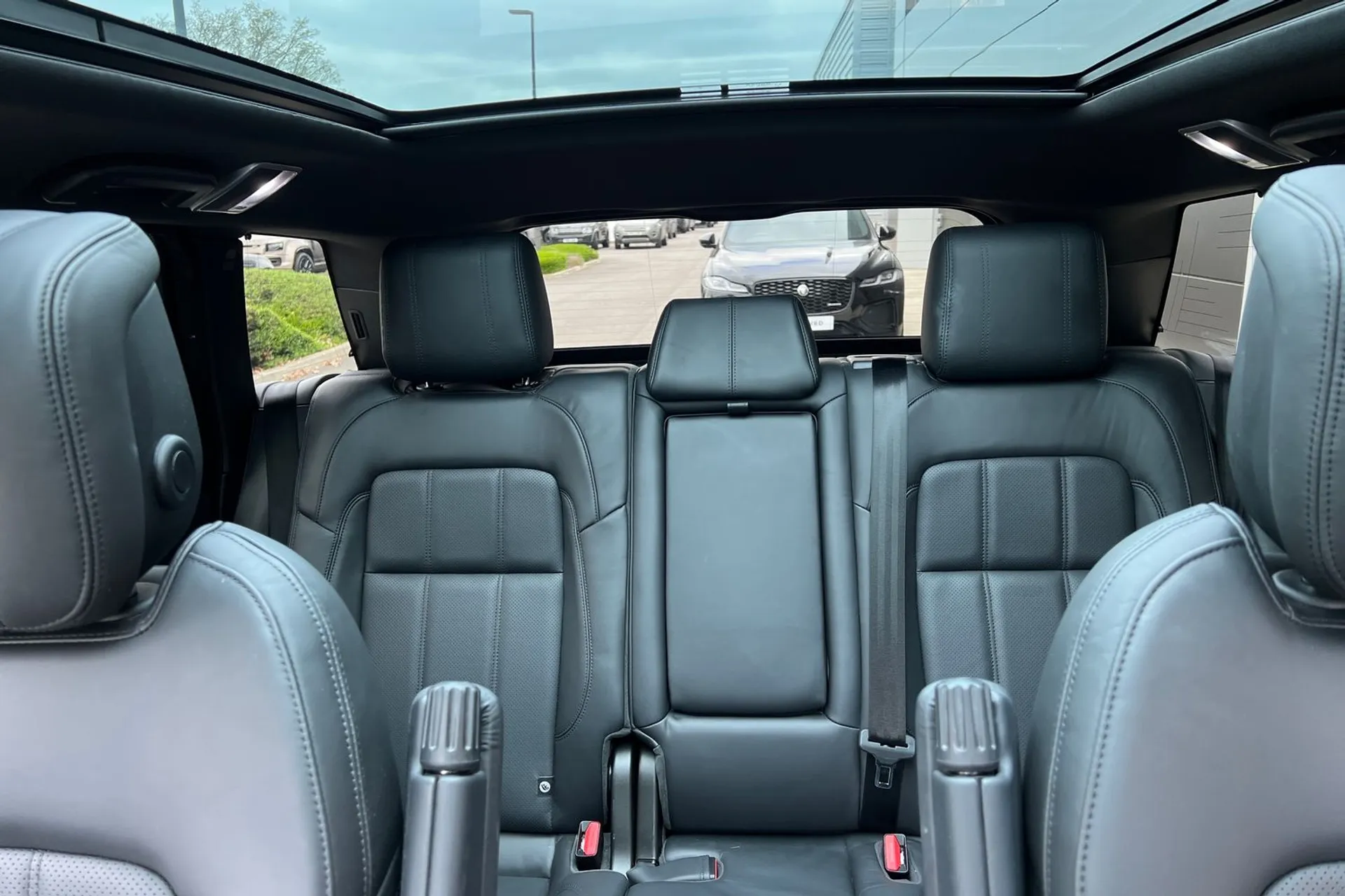LAND ROVER RANGE ROVER SPORT thumbnail image number 33