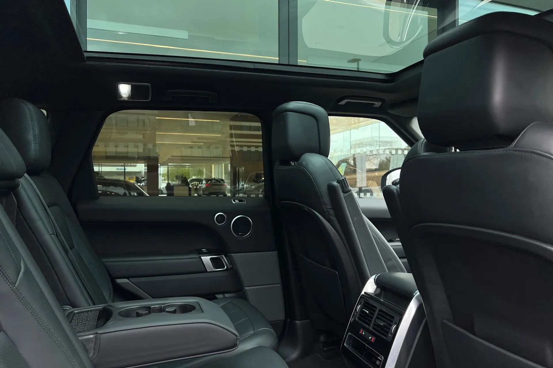 LAND ROVER RANGE ROVER SPORT thumbnail image number 30
