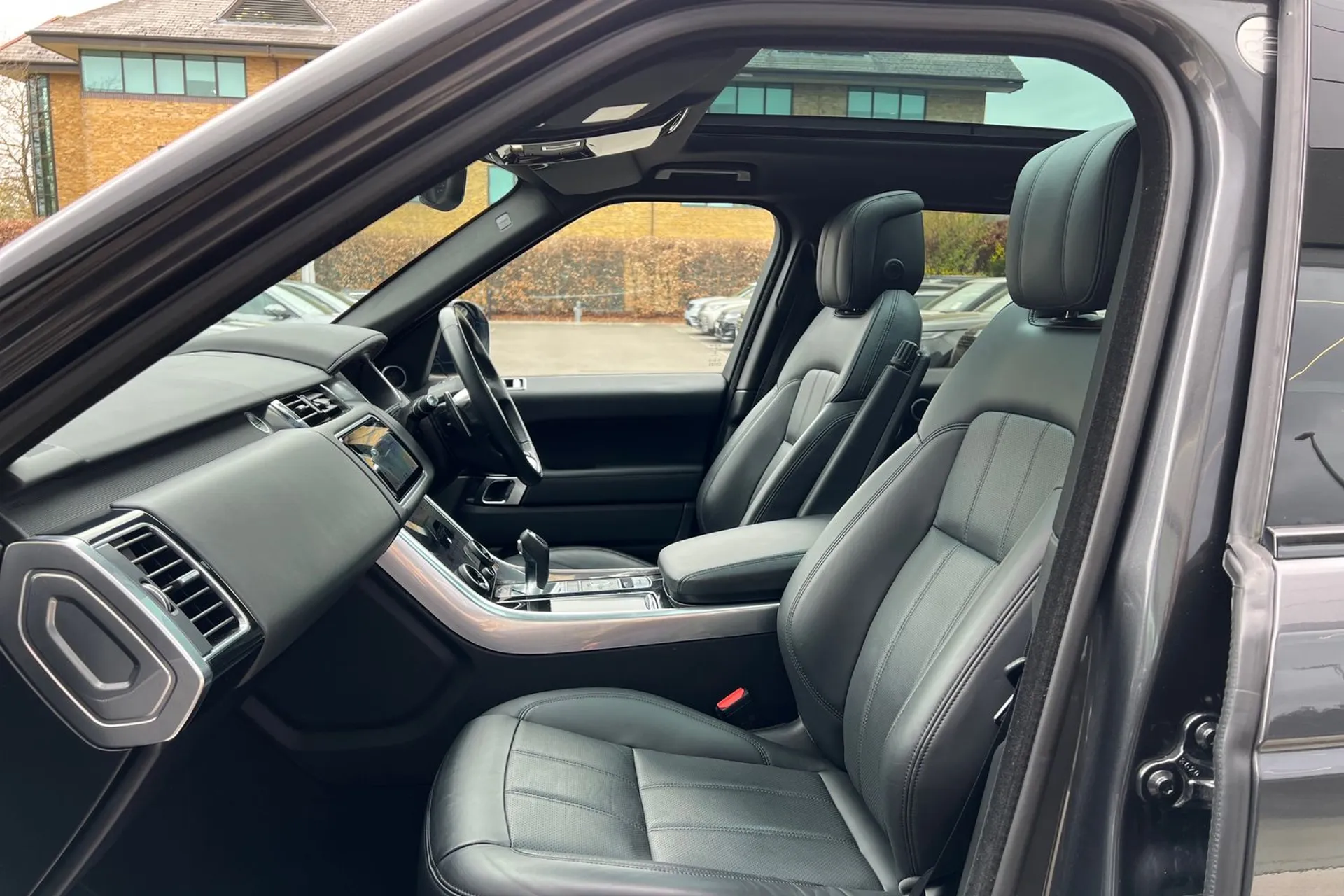 LAND ROVER RANGE ROVER SPORT thumbnail image number 41