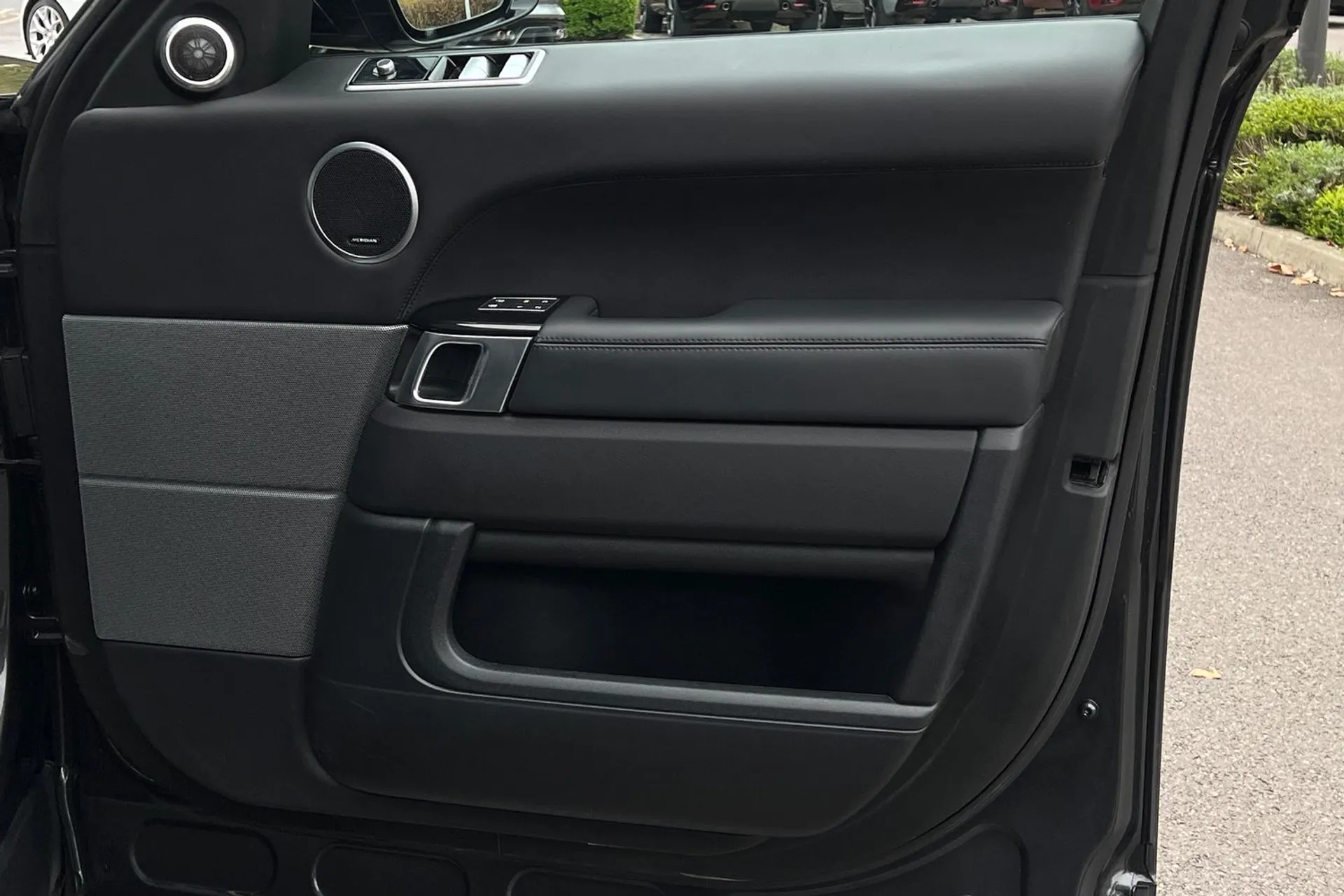 LAND ROVER RANGE ROVER SPORT thumbnail image number 53