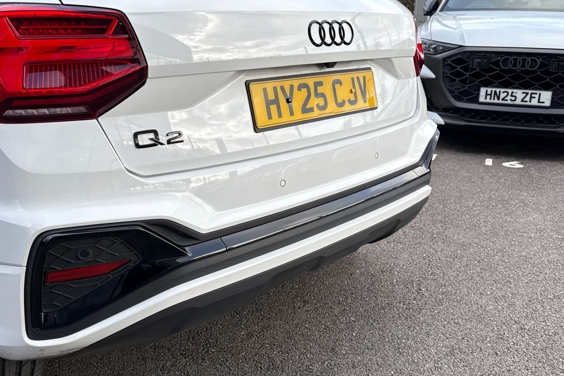 Audi Q2 thumbnail image number 33