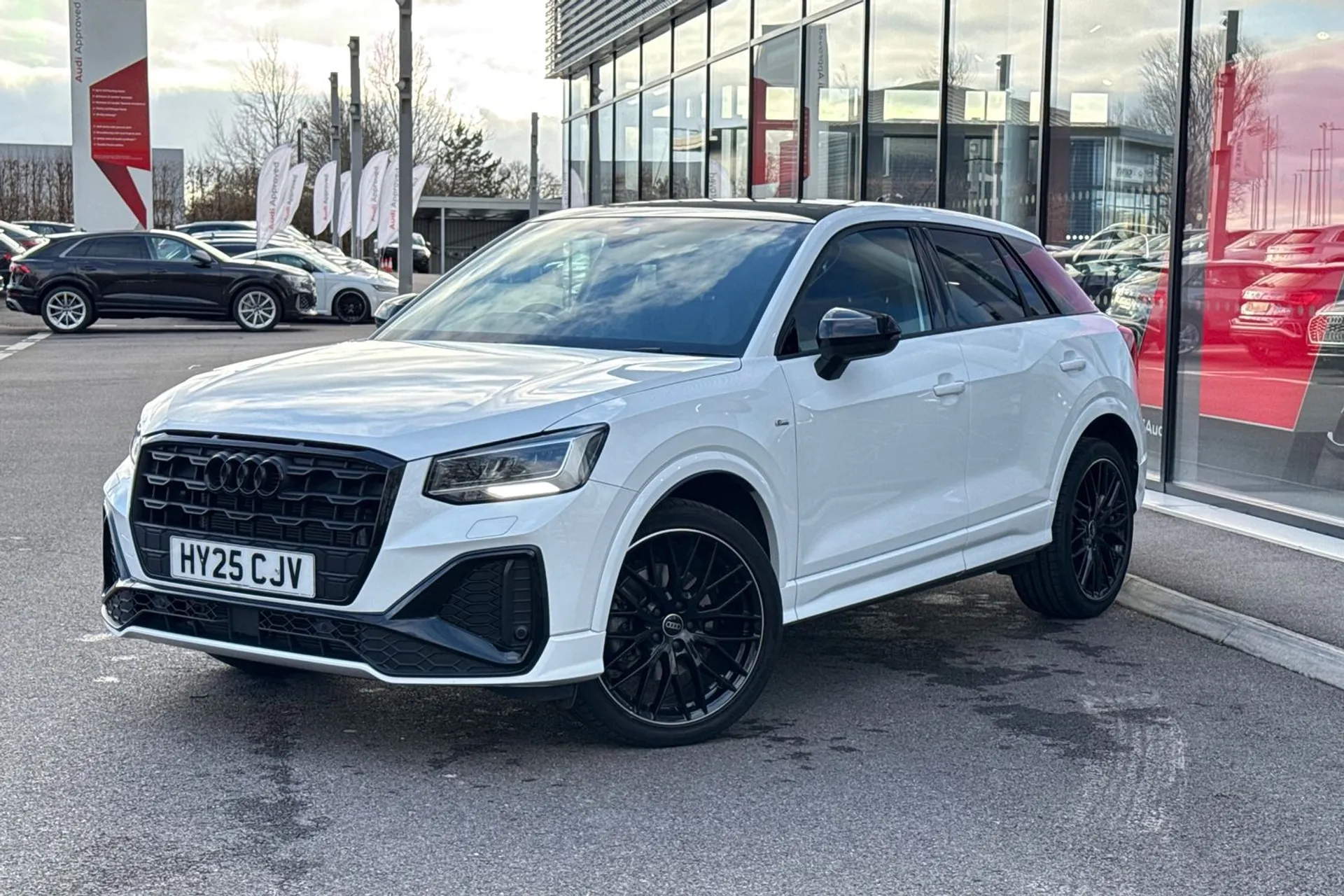 Audi Q2 thumbnail image number 6