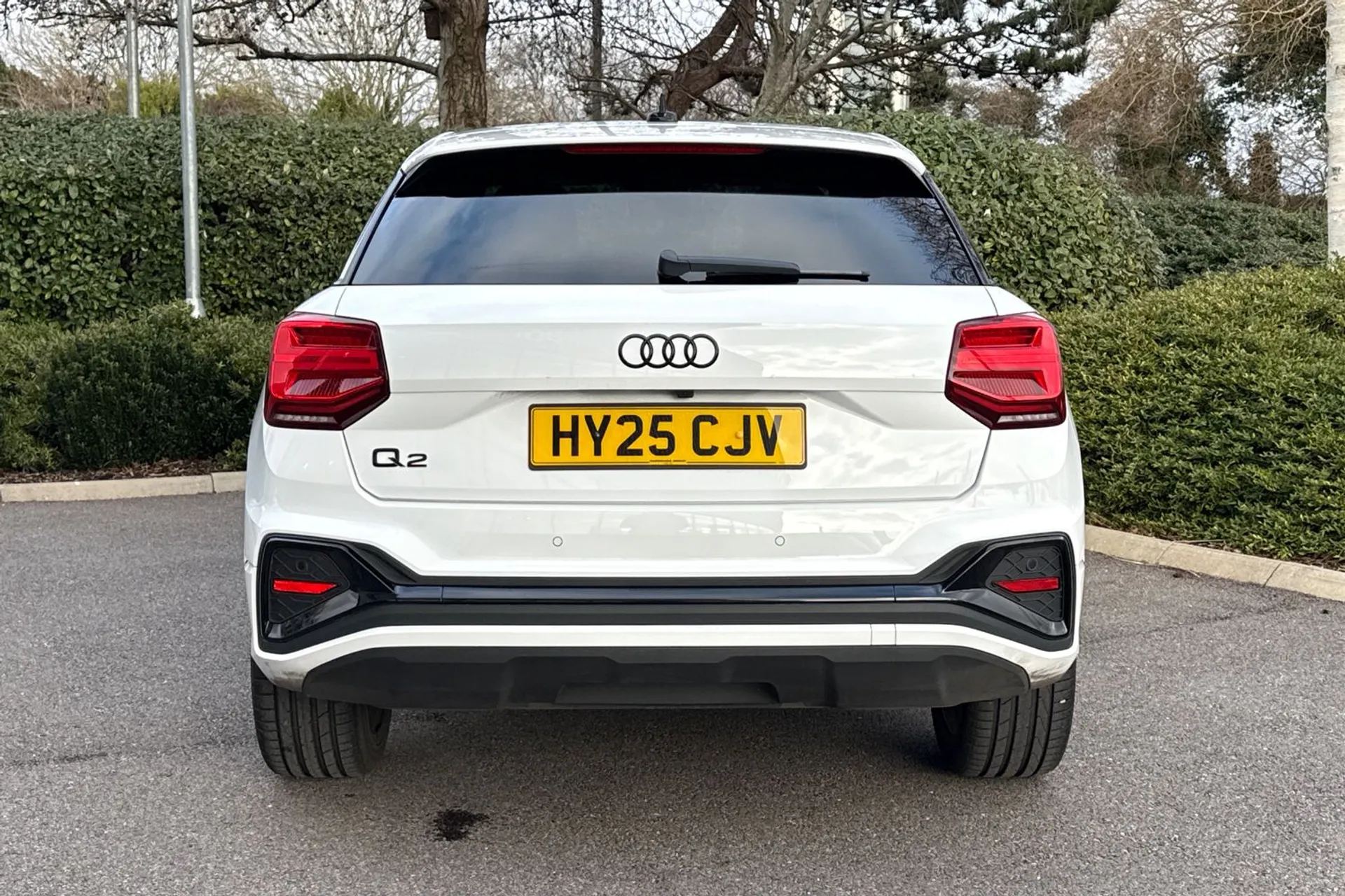 Audi Q2 thumbnail image number 13