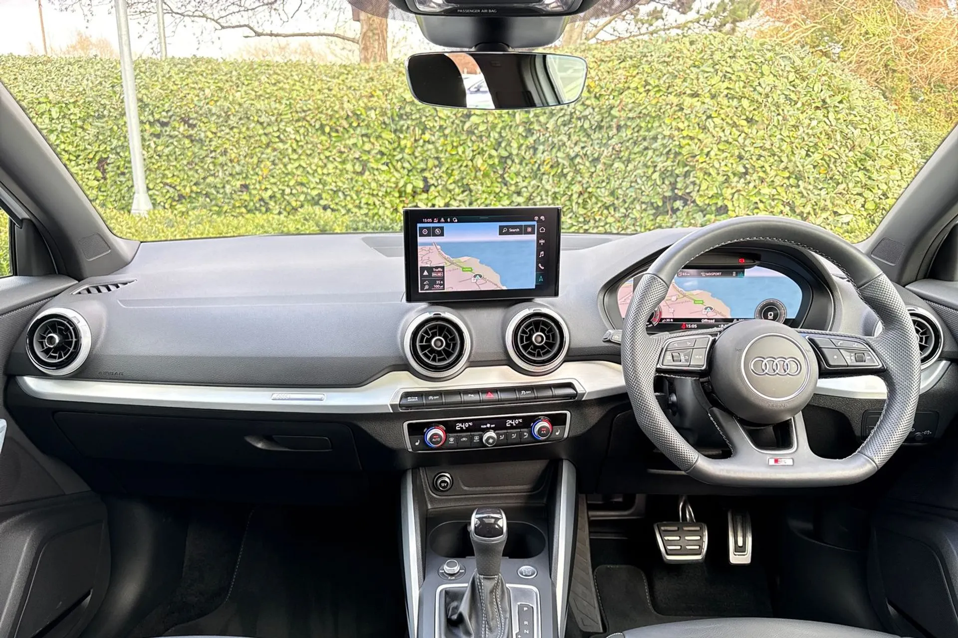 Audi Q2 thumbnail image number 3