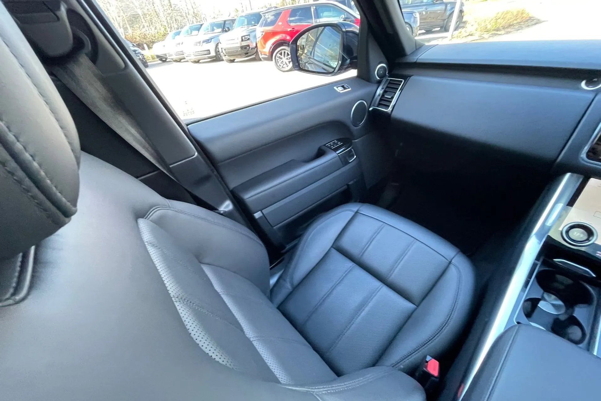 LAND ROVER RANGE ROVER SPORT thumbnail image number 13