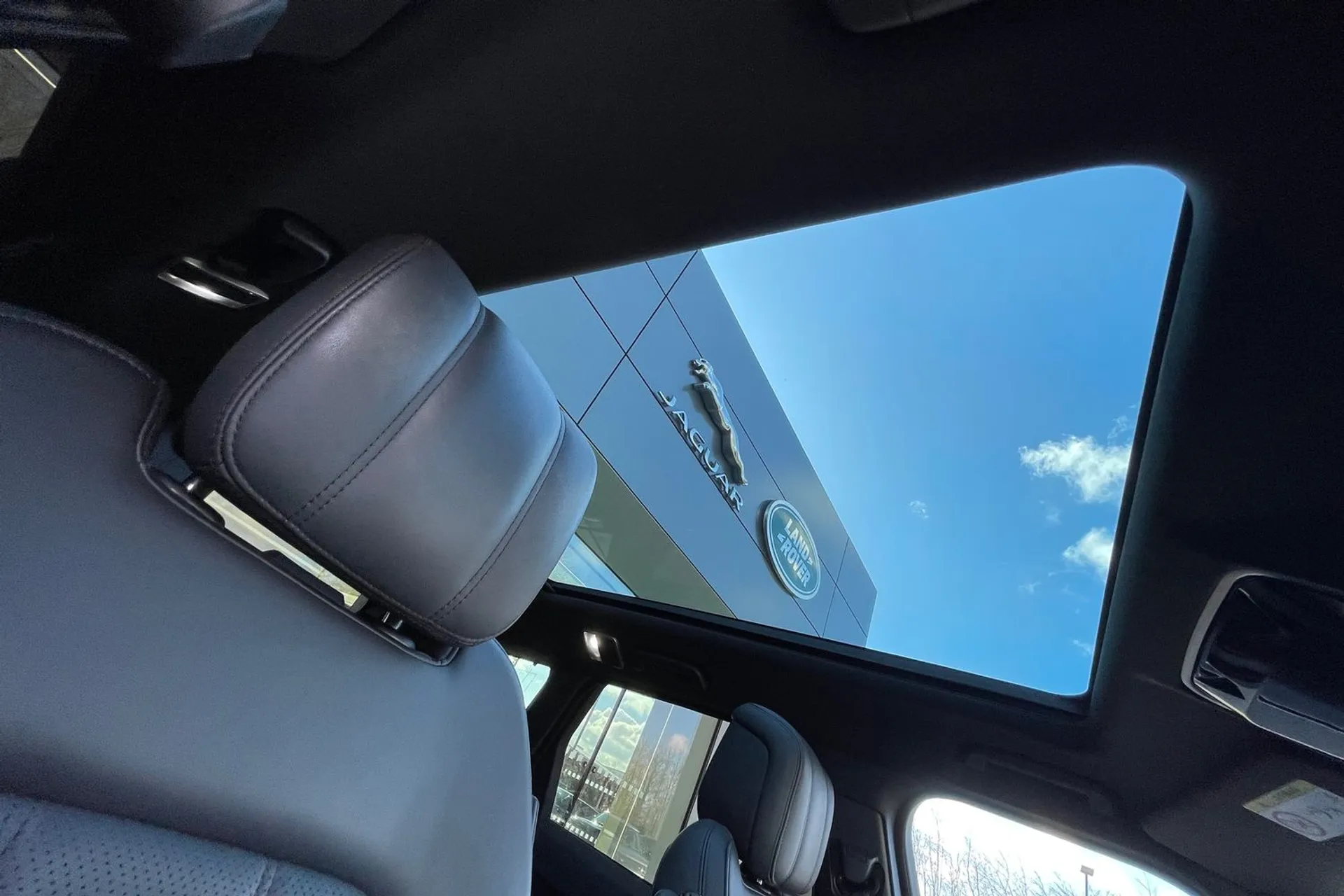LAND ROVER RANGE ROVER SPORT thumbnail image number 39