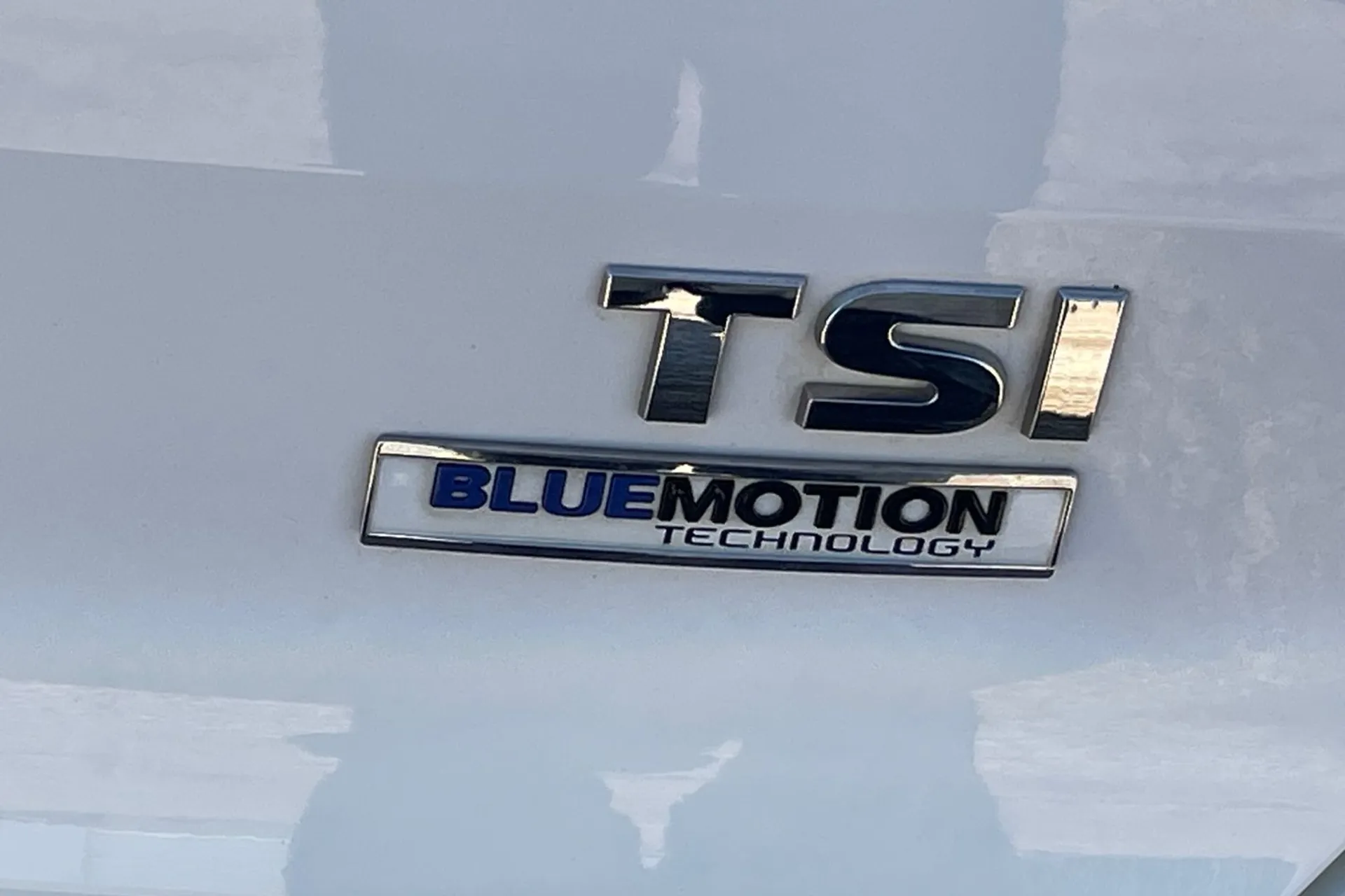 VOLKSWAGEN POLO thumbnail image number 5