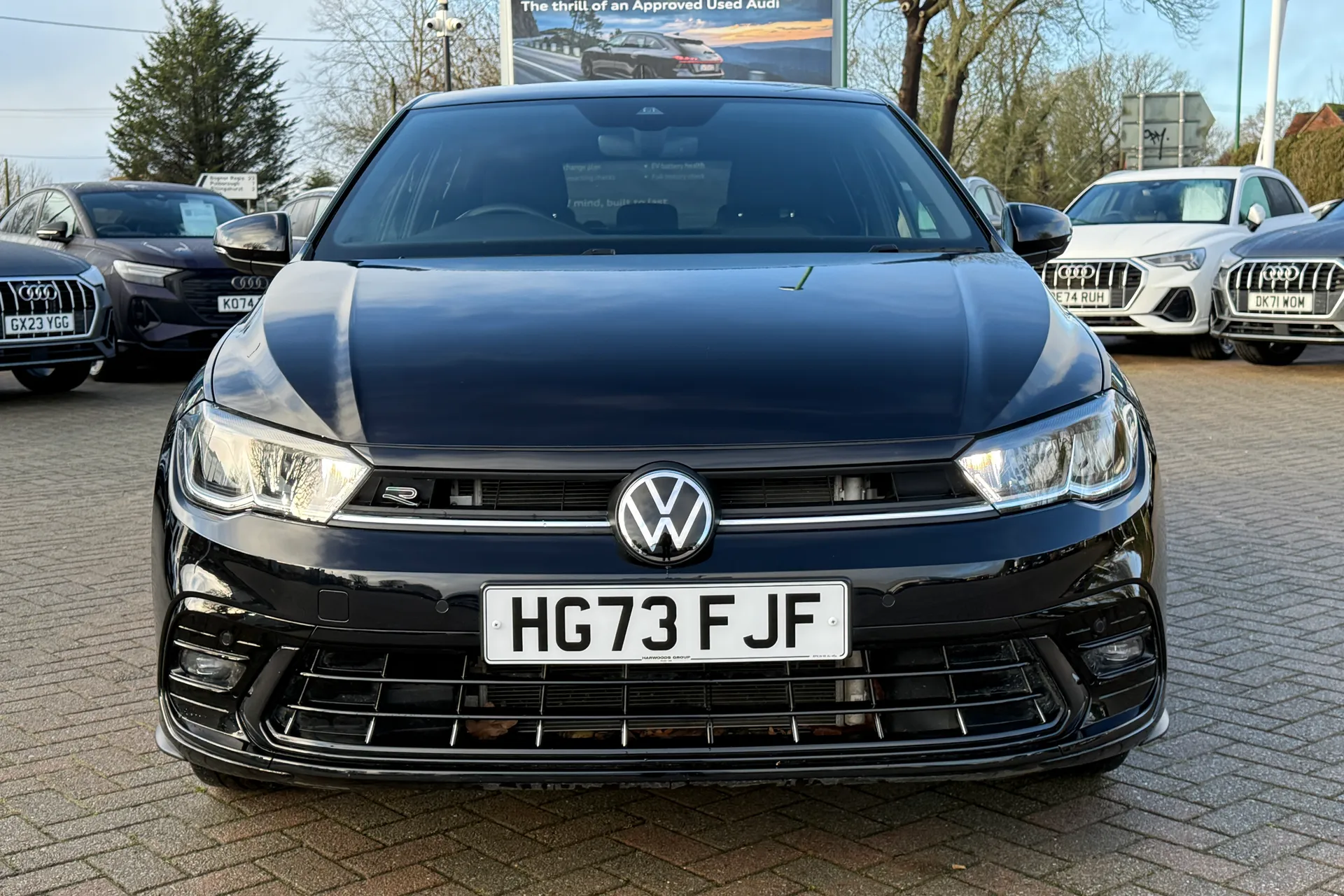 VOLKSWAGEN POLO thumbnail image number 19