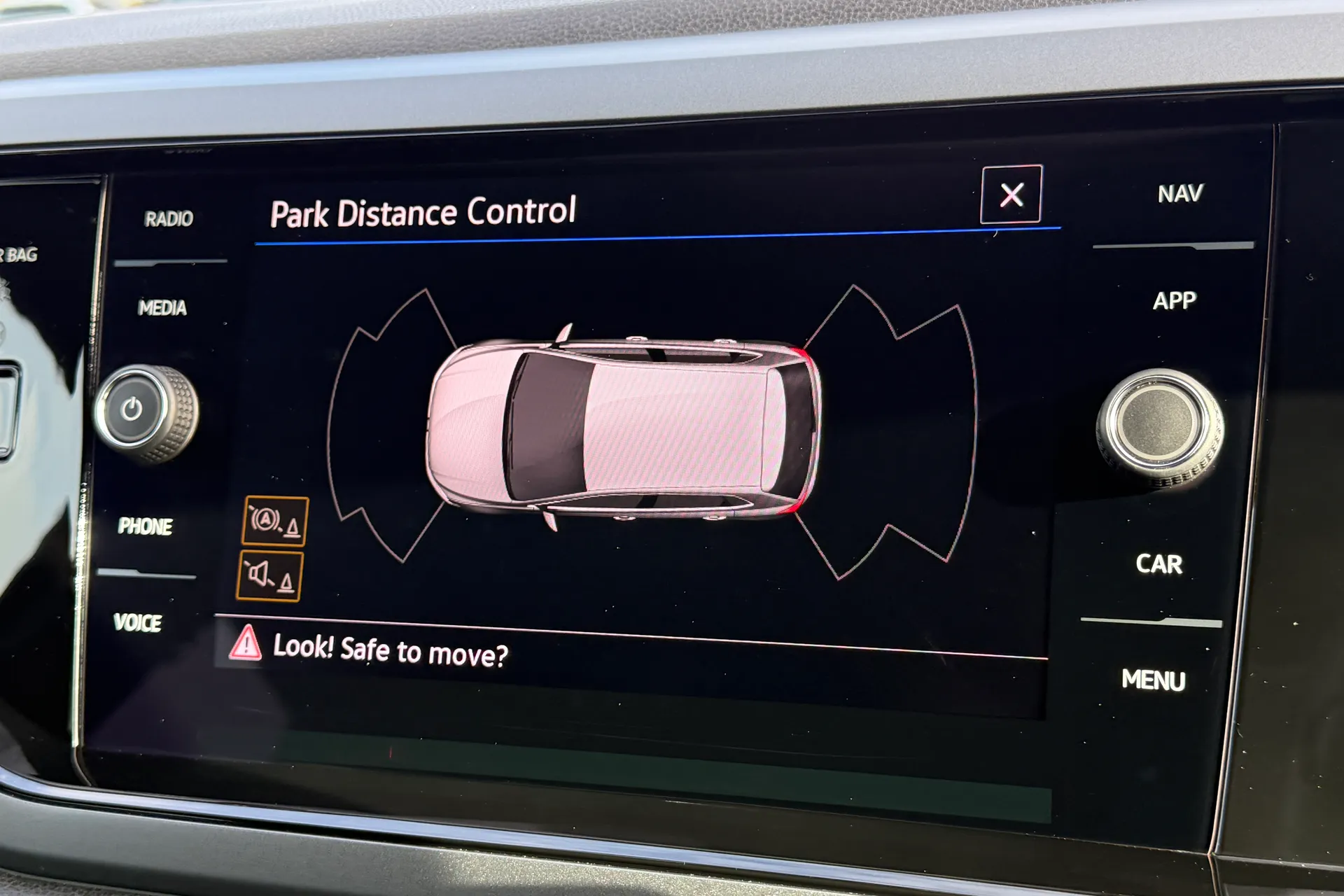 VOLKSWAGEN POLO thumbnail image number 5