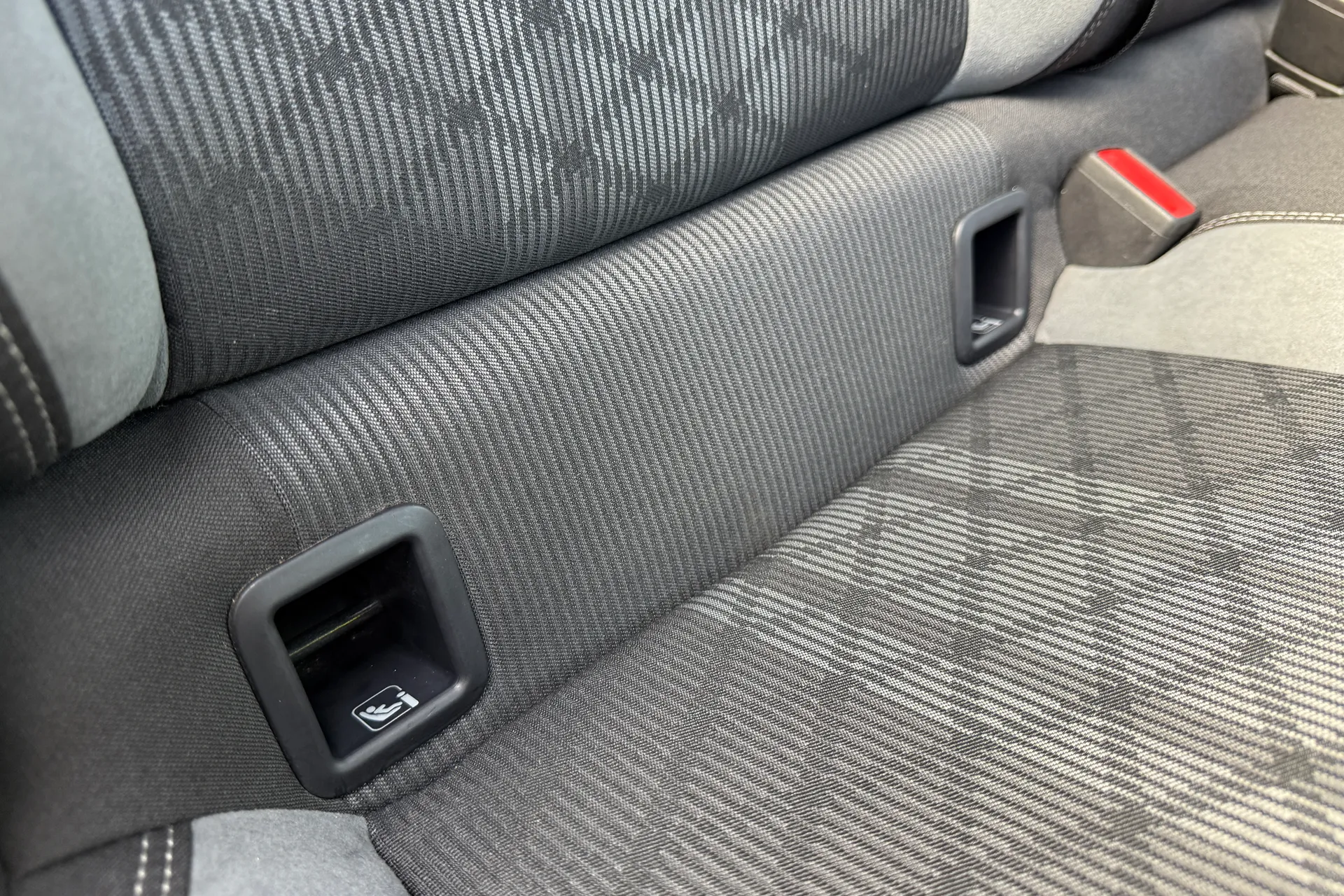 VOLKSWAGEN POLO thumbnail image number 37