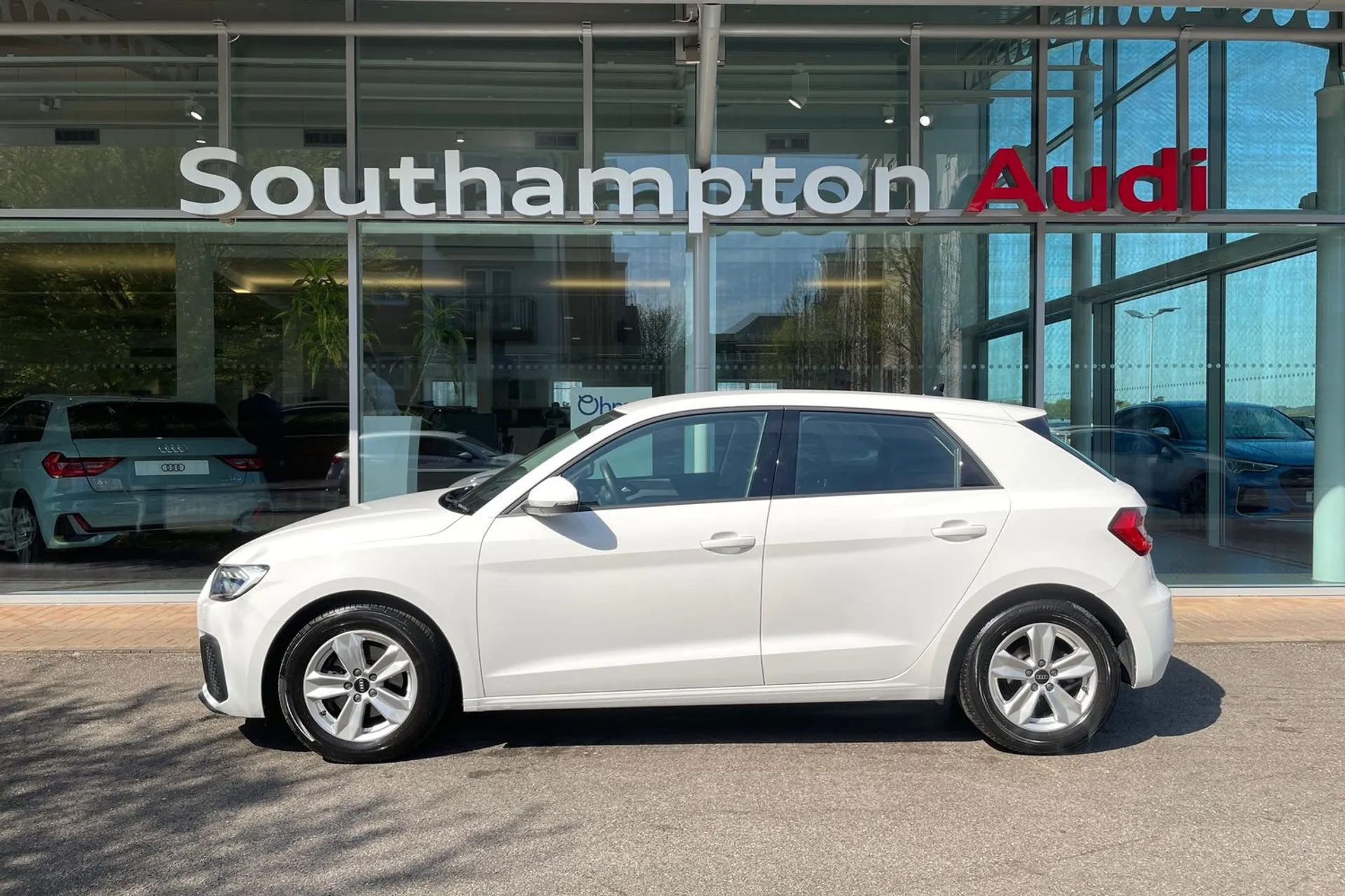 Audi A1 thumbnail image number 8
