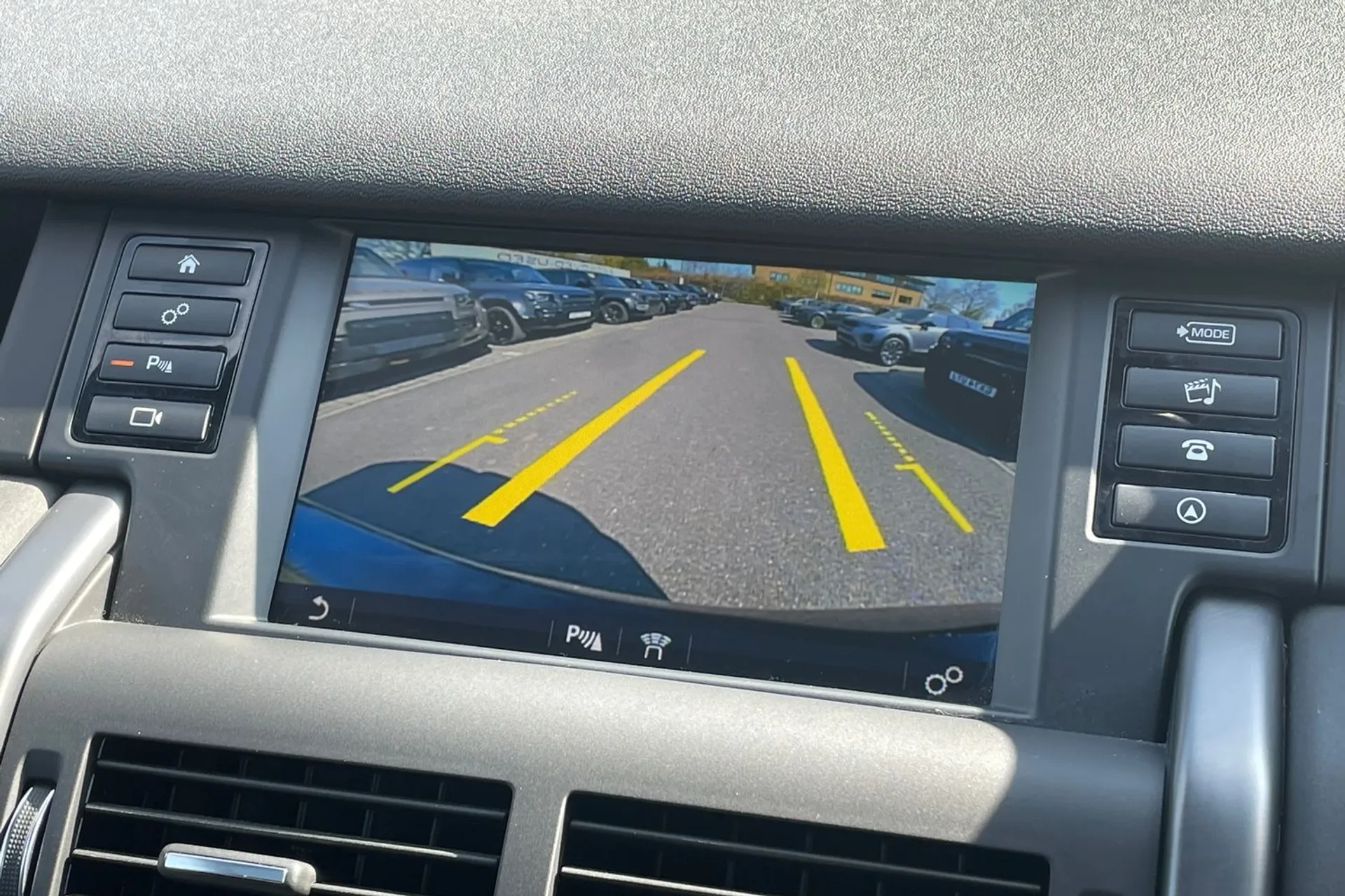 LAND ROVER DISCOVERY SPORT thumbnail image number 6