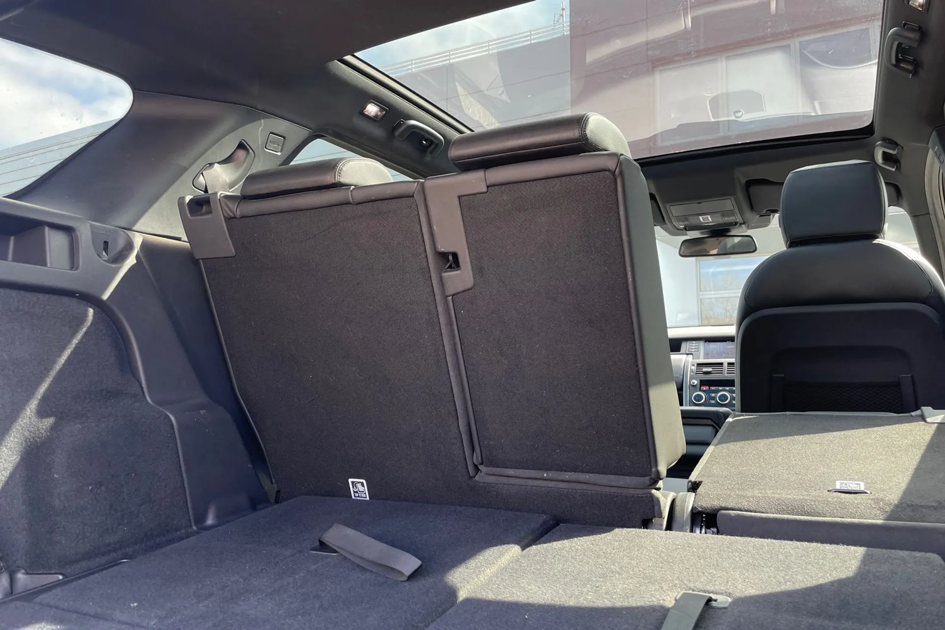 LAND ROVER DISCOVERY SPORT thumbnail image number 27