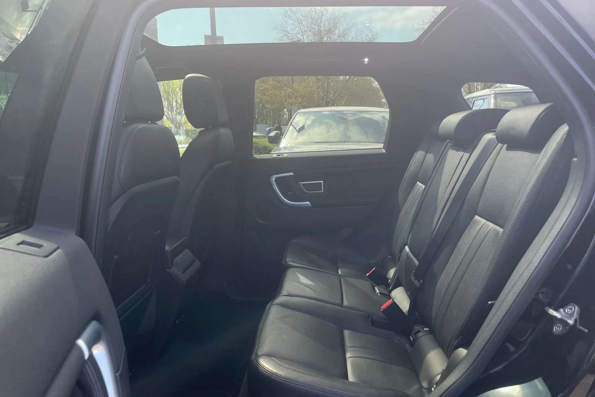 LAND ROVER DISCOVERY SPORT thumbnail image number 32