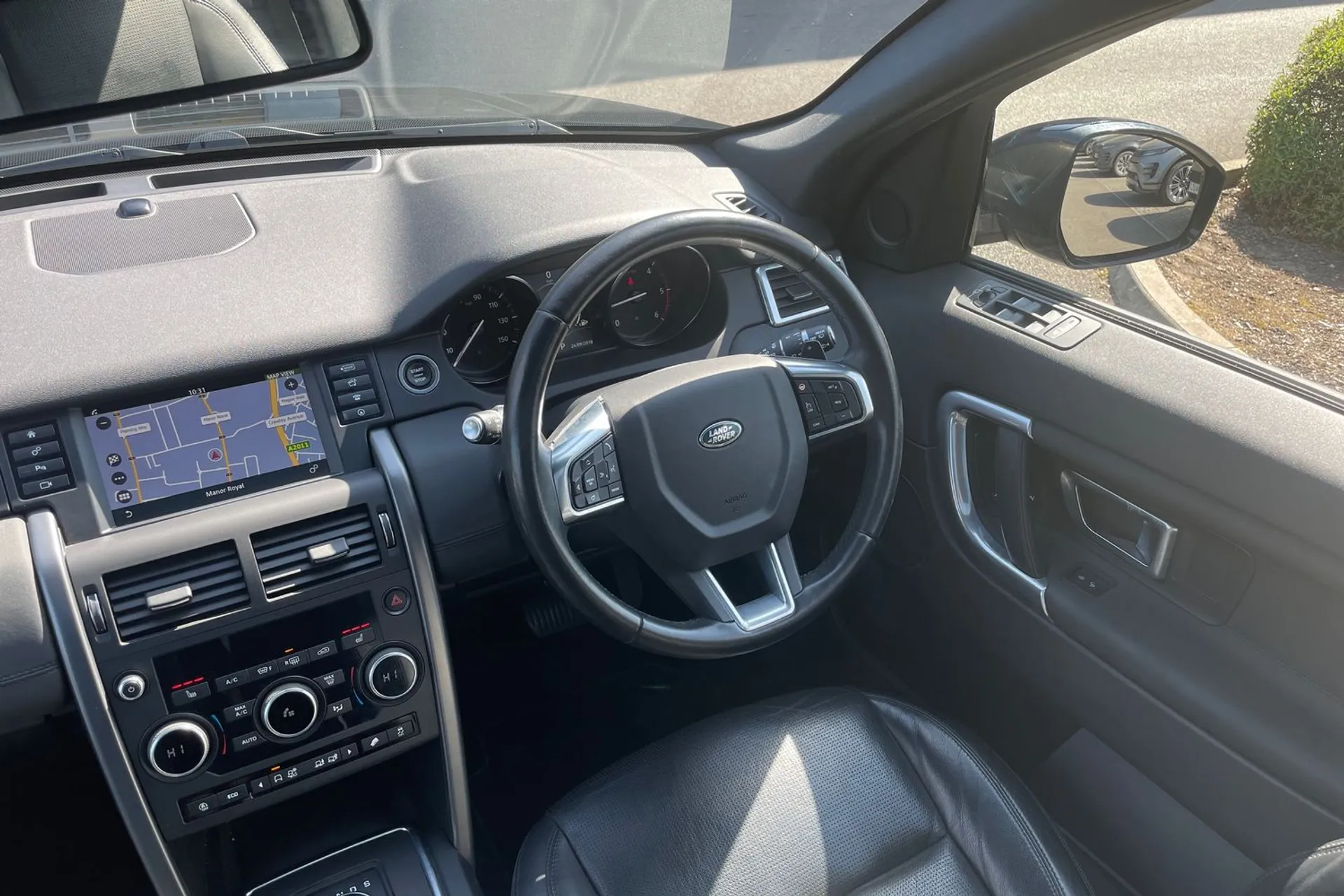 LAND ROVER DISCOVERY SPORT thumbnail image number 18