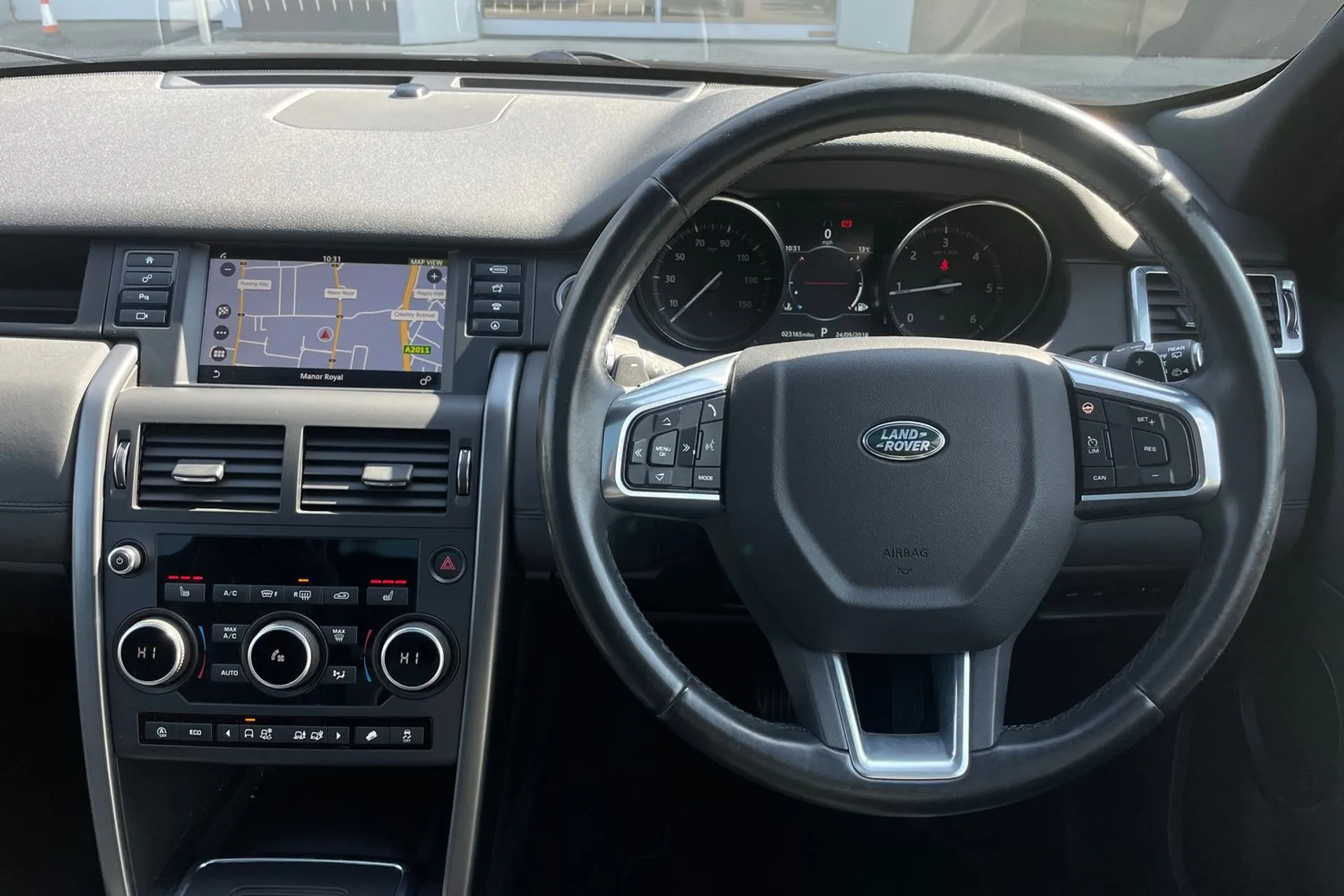 LAND ROVER DISCOVERY SPORT thumbnail image number 17