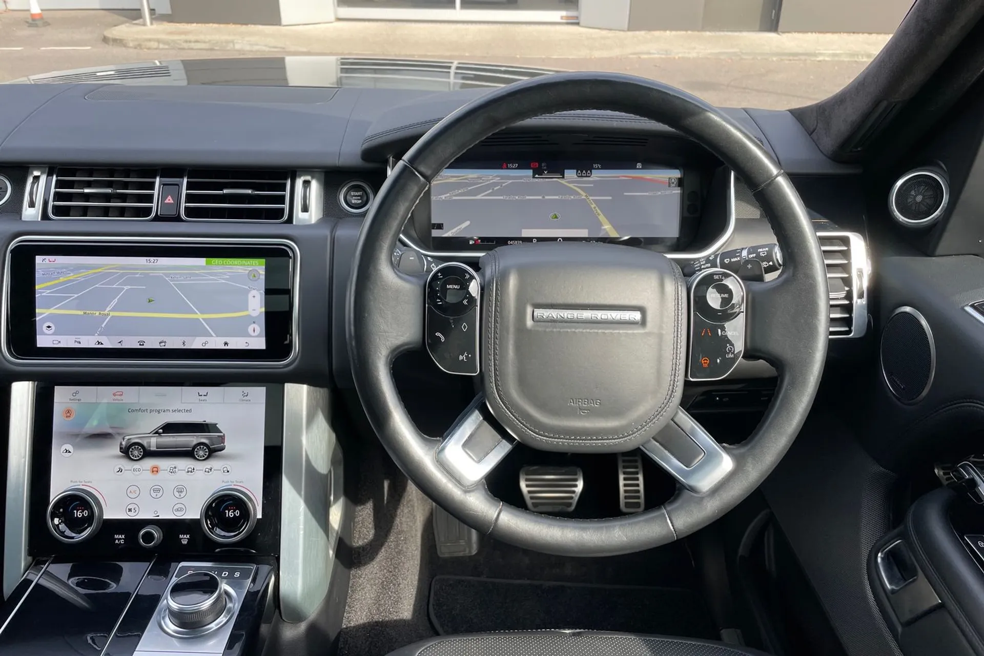 LAND ROVER RANGE ROVER thumbnail image number 19