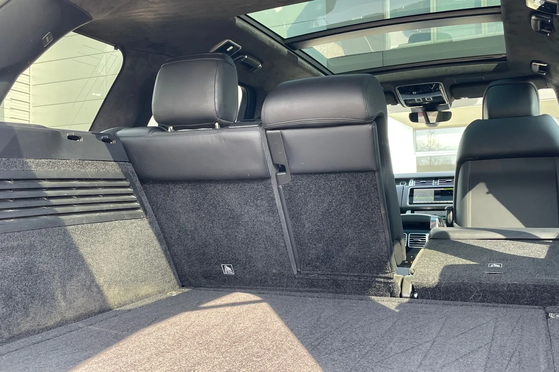LAND ROVER RANGE ROVER thumbnail image number 28