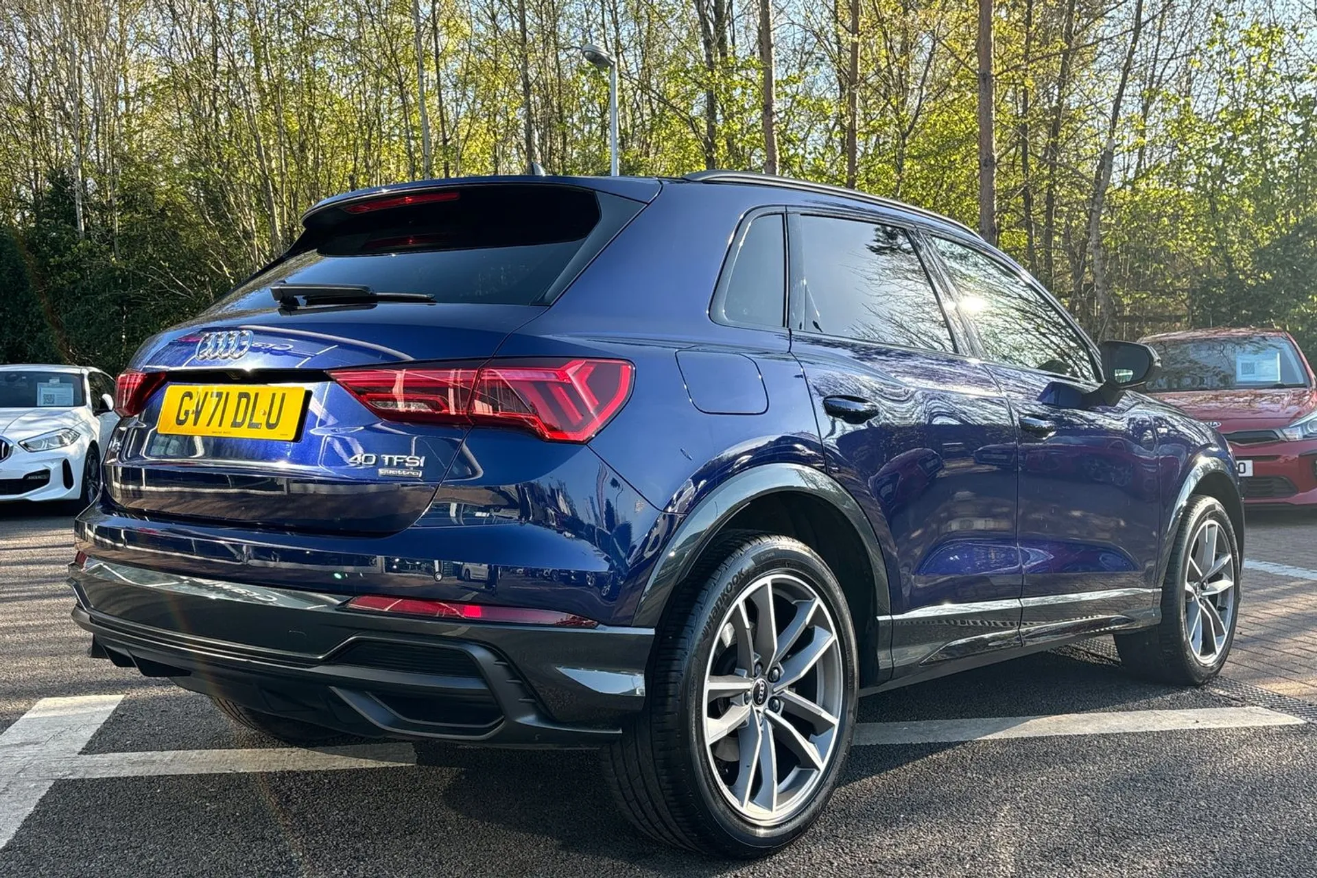 Audi Q3 thumbnail image number 6