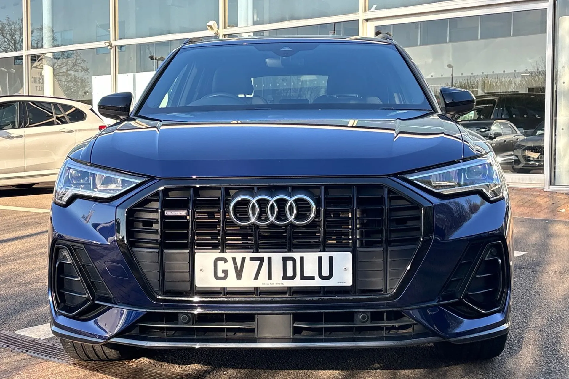 Audi Q3 thumbnail image number 11