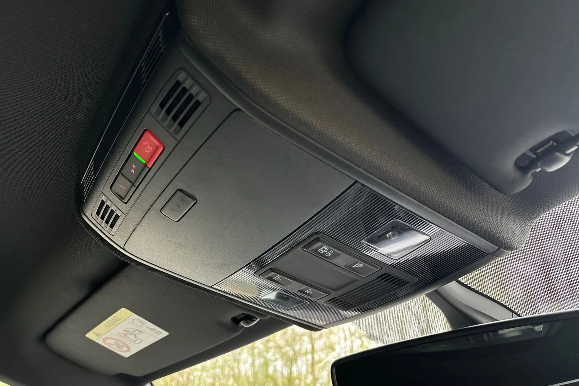 VOLKSWAGEN POLO thumbnail image number 41
