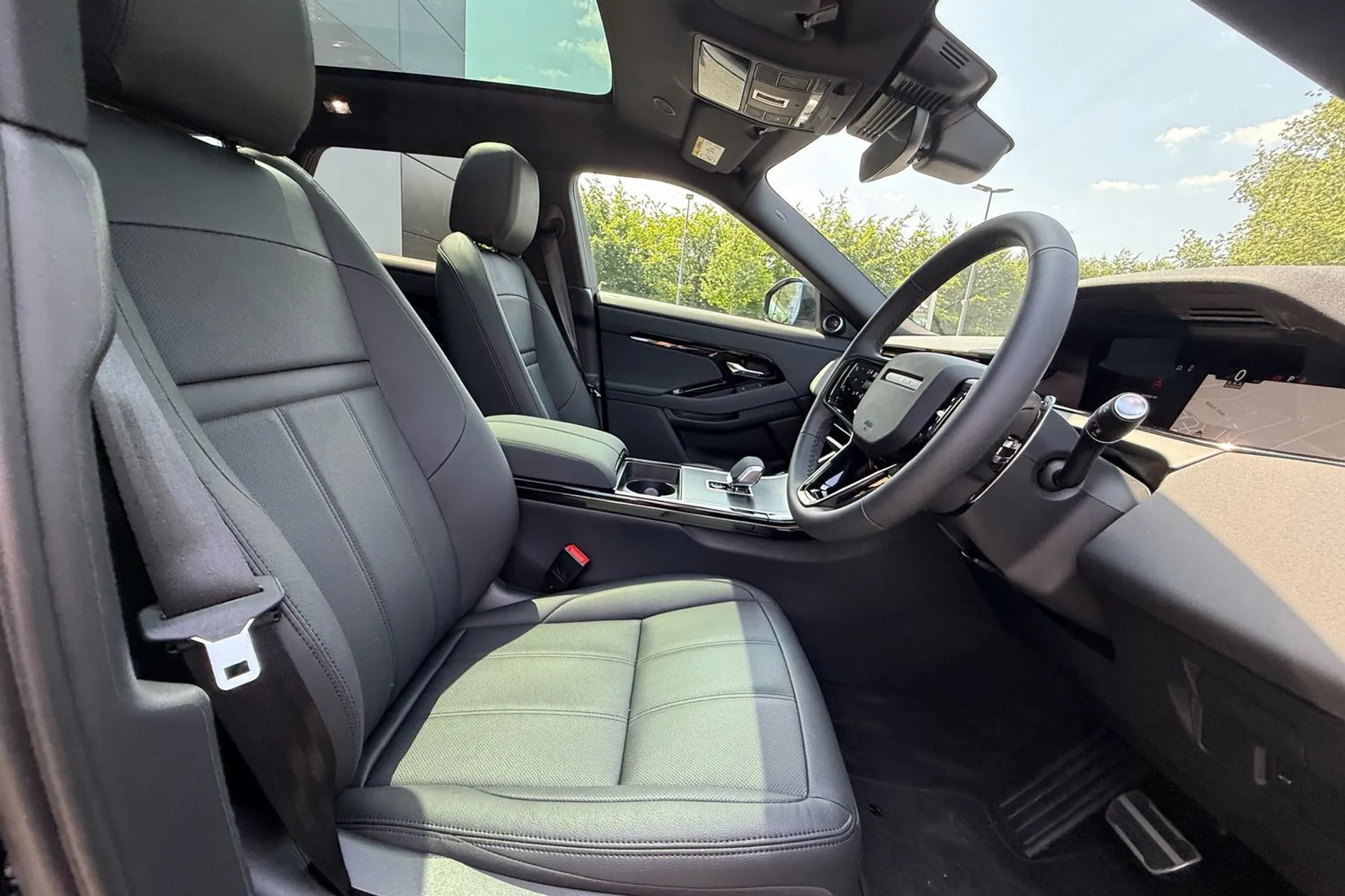 LAND ROVER RANGE ROVER EVOQUE thumbnail image number 9