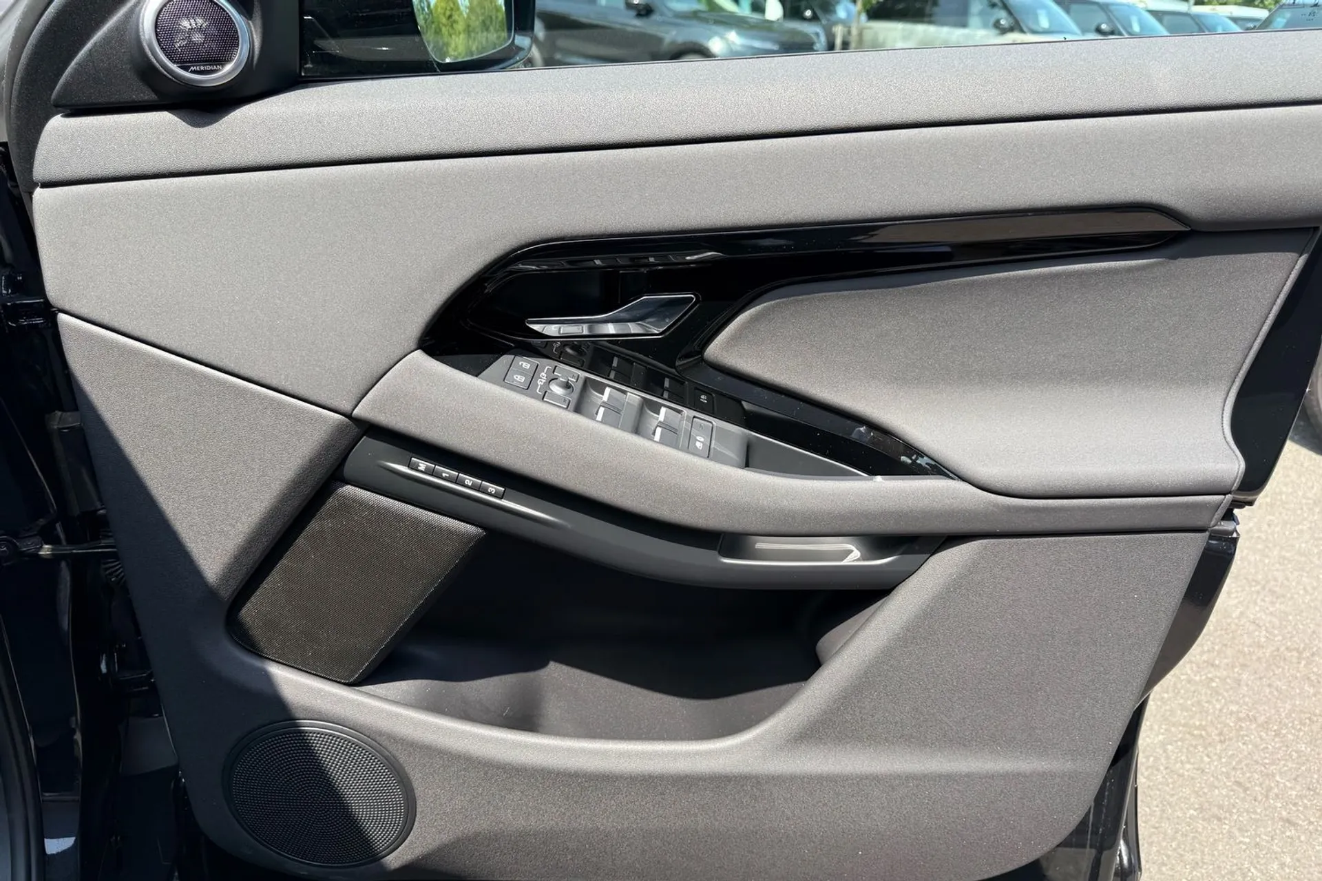 LAND ROVER RANGE ROVER EVOQUE thumbnail image number 54