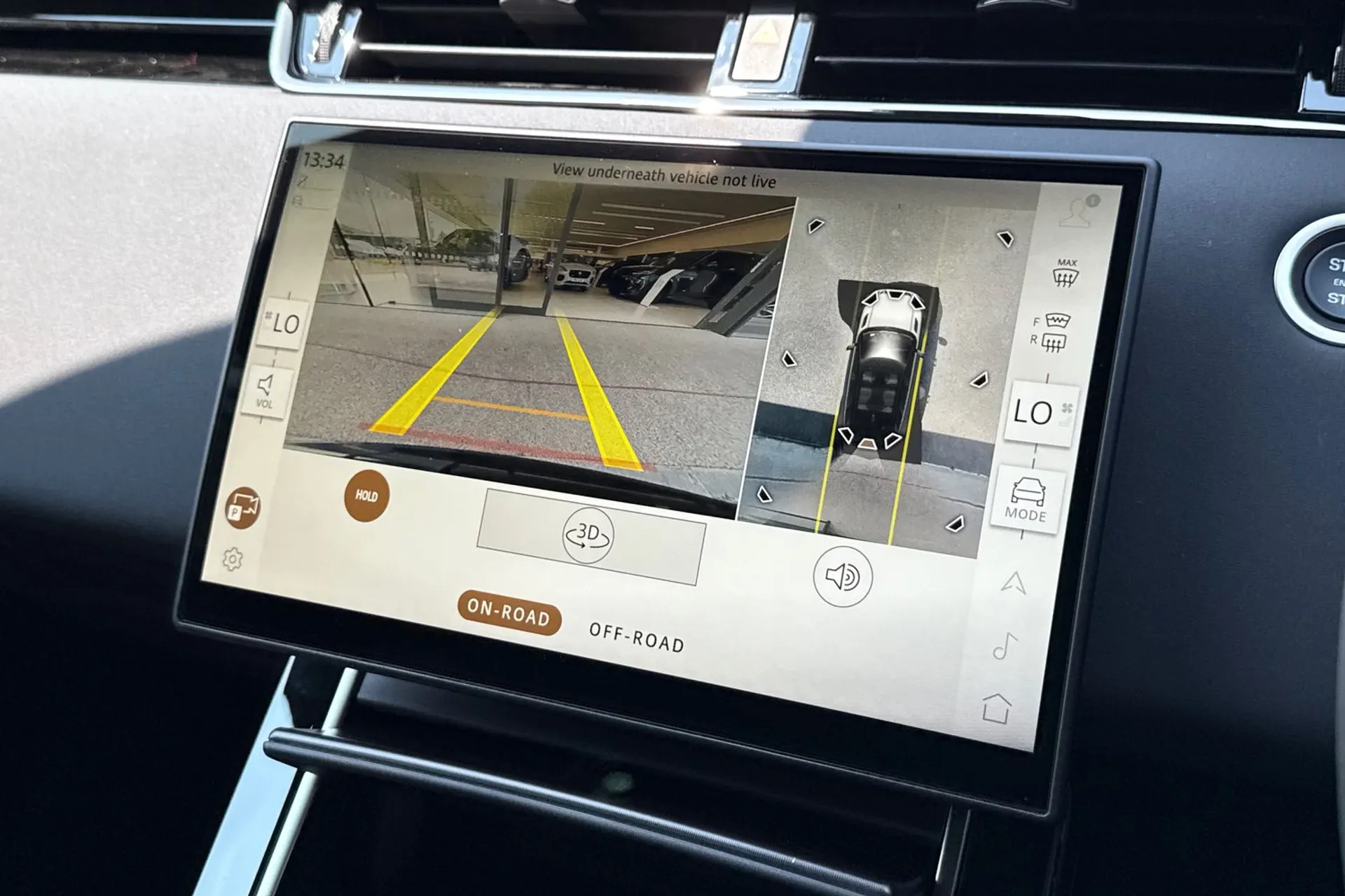 LAND ROVER RANGE ROVER EVOQUE thumbnail image number 4