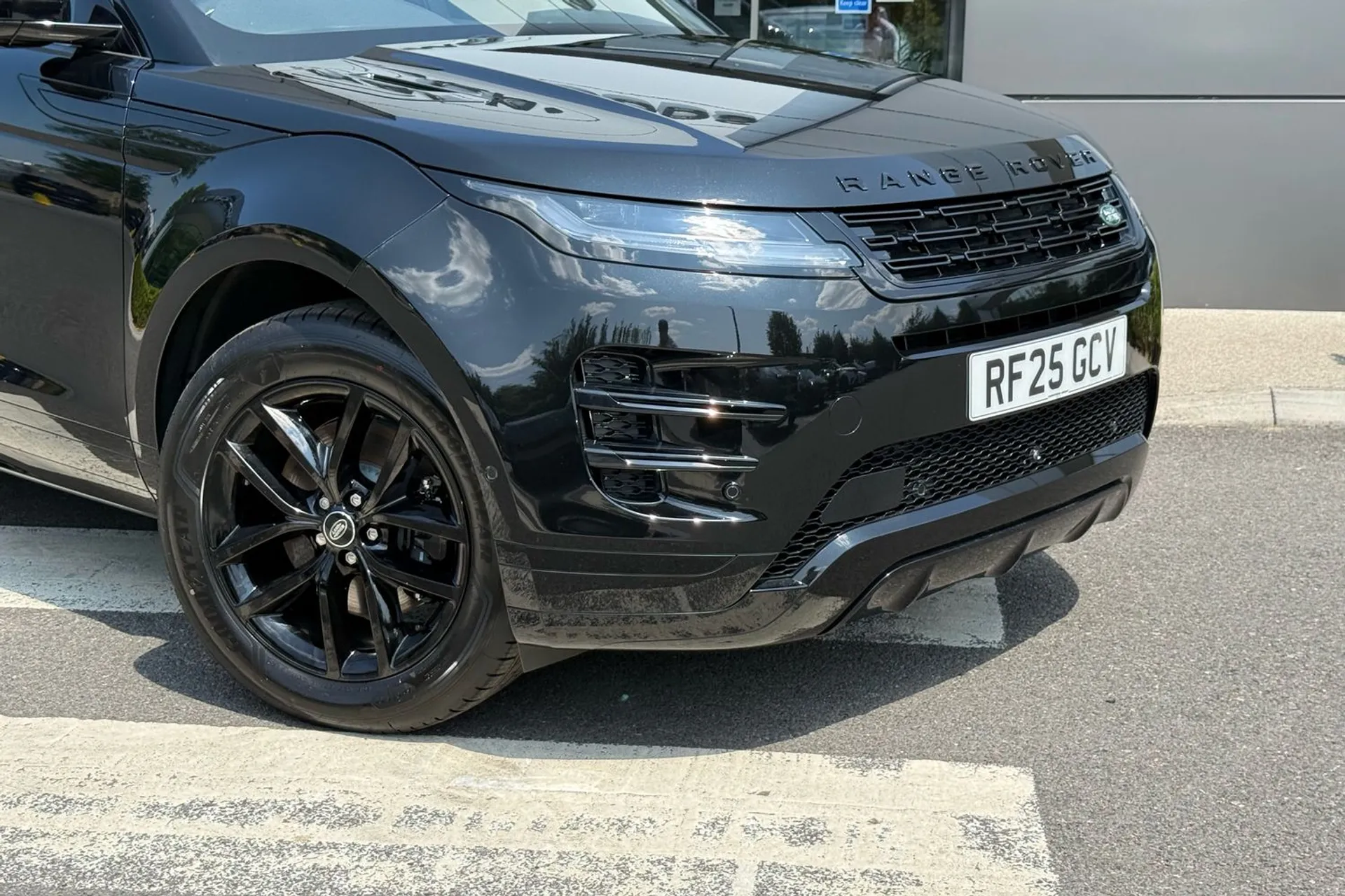 LAND ROVER RANGE ROVER EVOQUE thumbnail image number 32