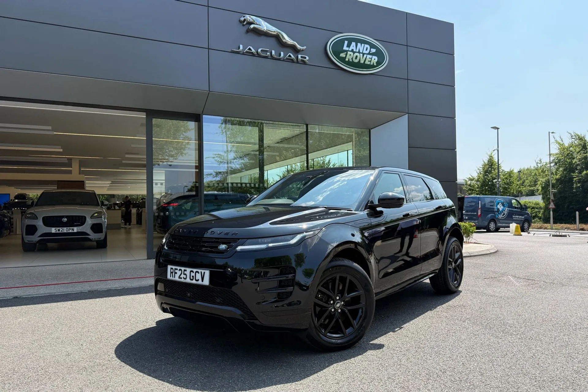 LAND ROVER RANGE ROVER EVOQUE thumbnail image number 30