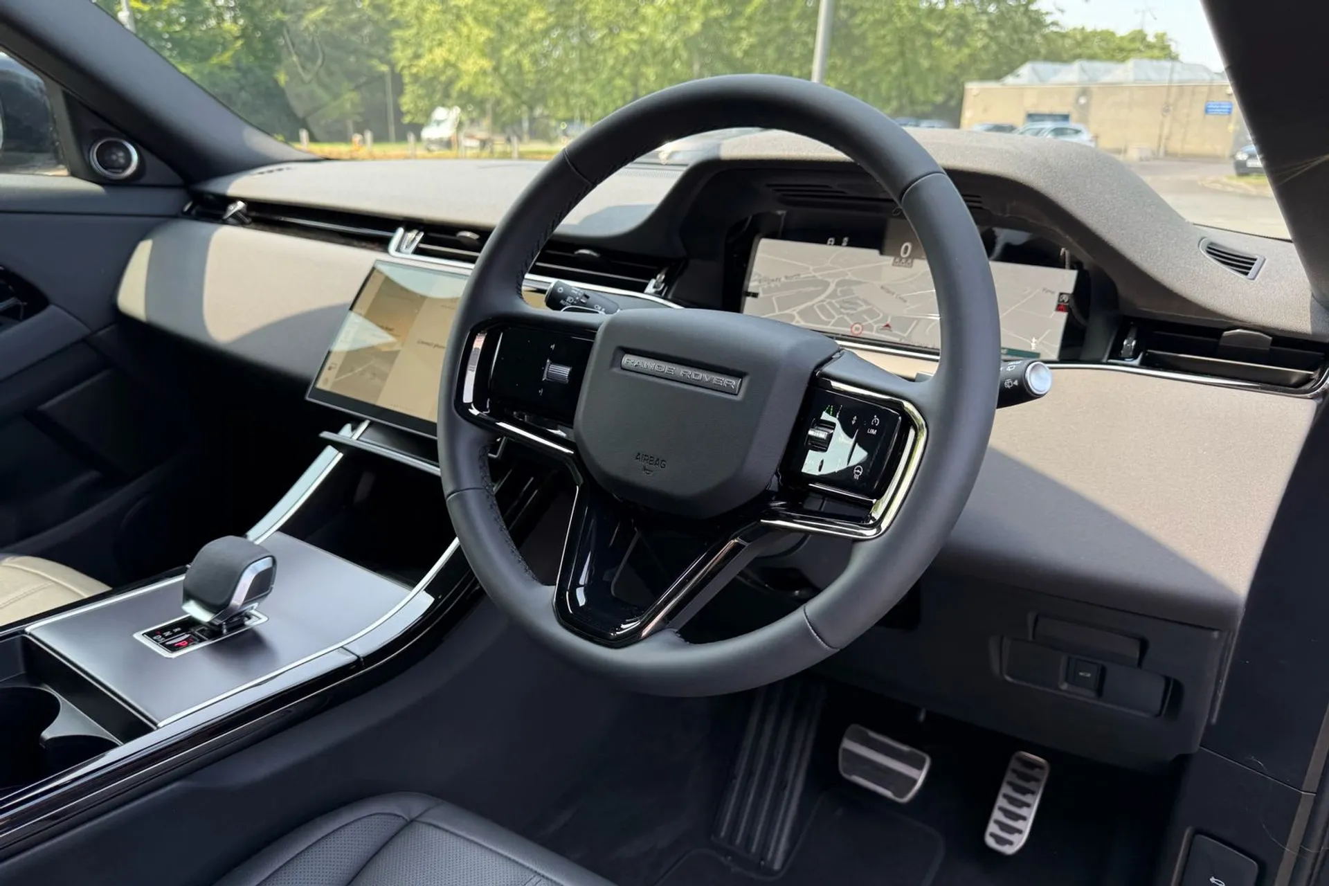 LAND ROVER RANGE ROVER EVOQUE thumbnail image number 33