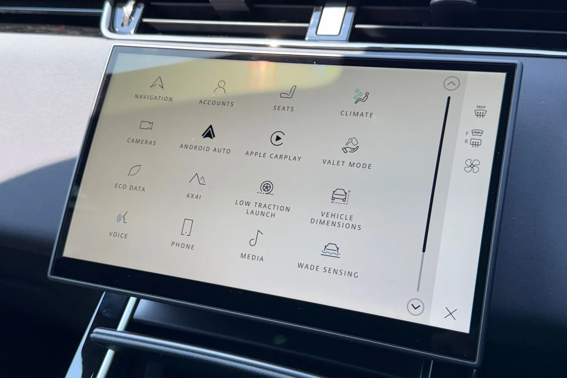 LAND ROVER RANGE ROVER EVOQUE thumbnail image number 48