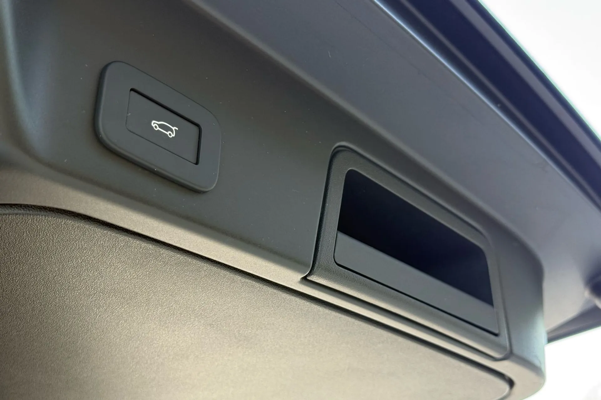 LAND ROVER RANGE ROVER EVOQUE thumbnail image number 44